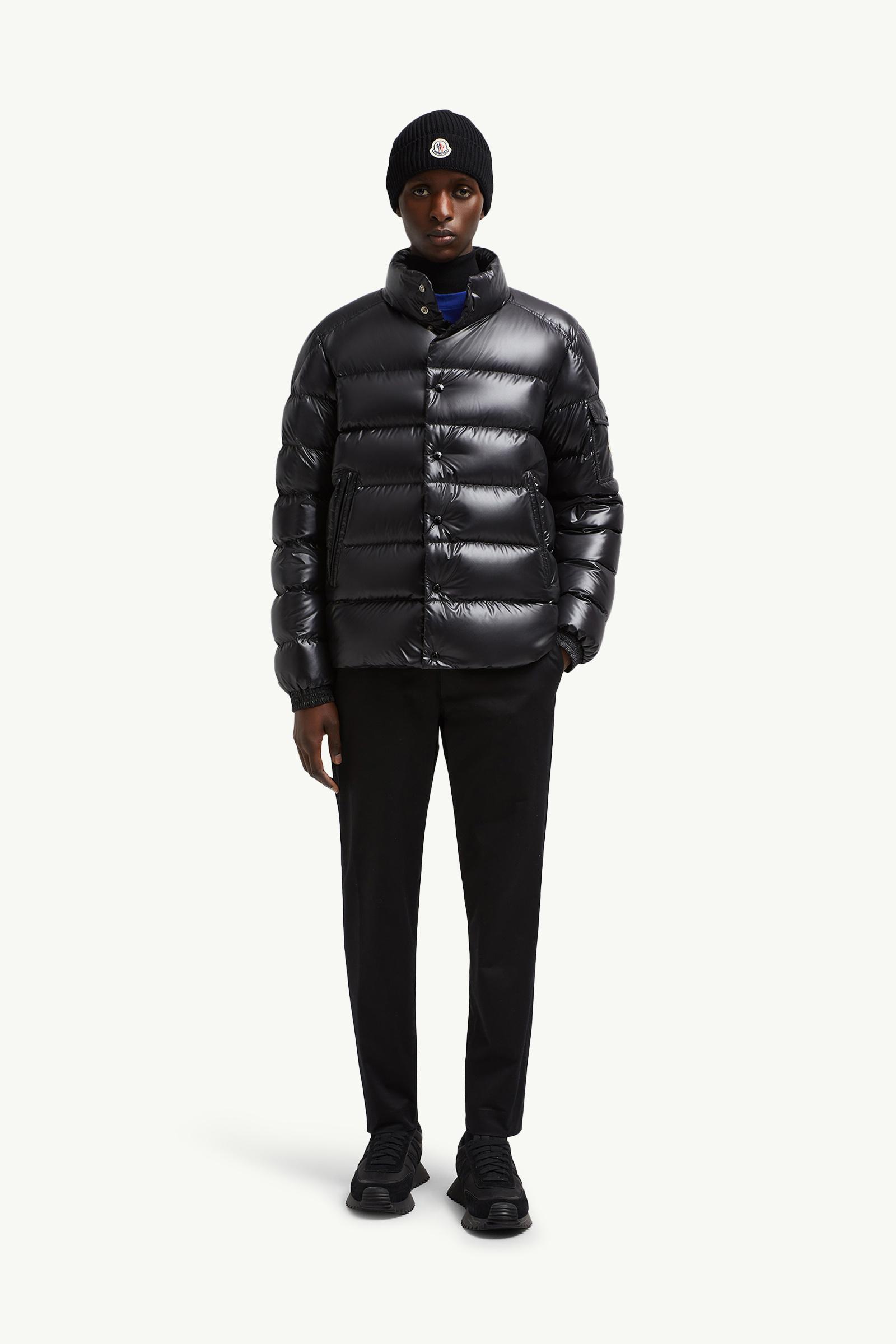 ジャケット Moncler LAURINE SHORT DOWN JACKET J20931A00101595FE205 0400021600282_BLACK?wid=830&