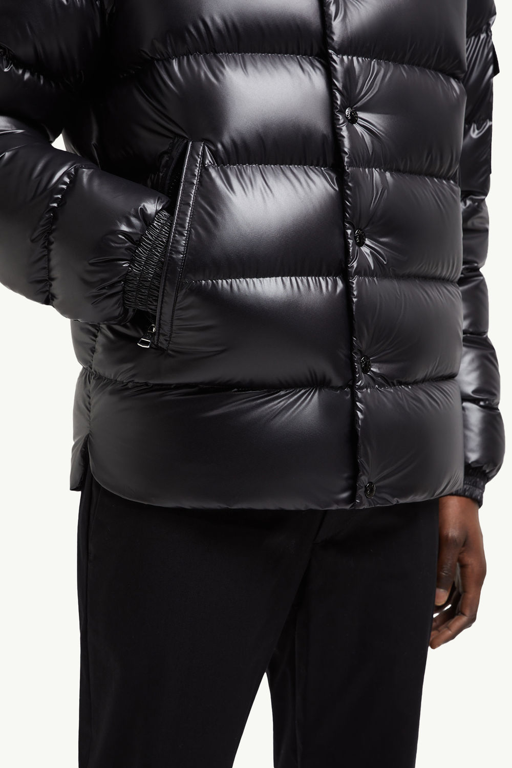 Lule kurze Daunenjacke Herren Schwarz Moncler 6