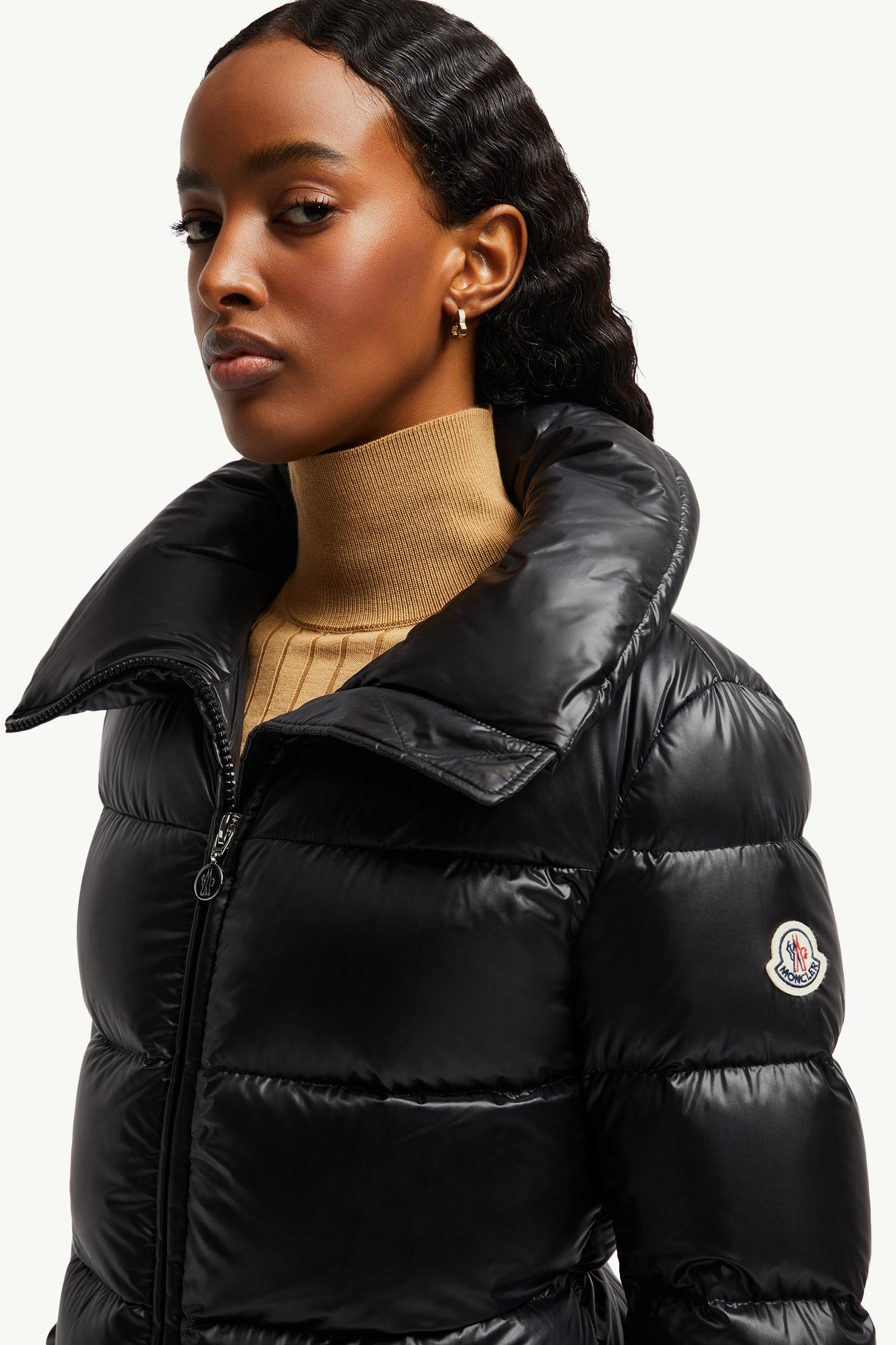 Douro Hooded Short Down Jacket Women Black Moncler 1