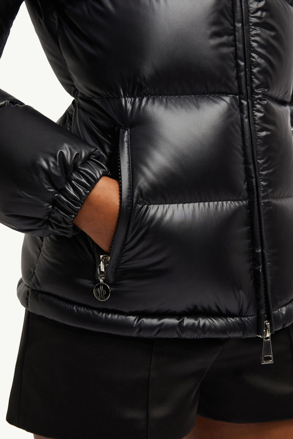 Piumino corto Douro con cappuccio Donna Nero Moncler 5
