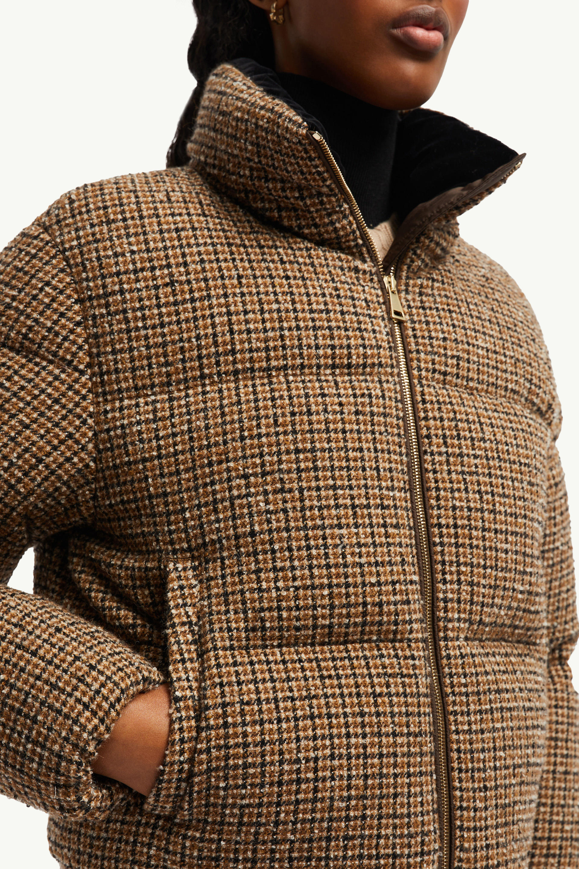 Seboune Wool Bouclé Short Down Jacket Women Beige & Black Moncler 5