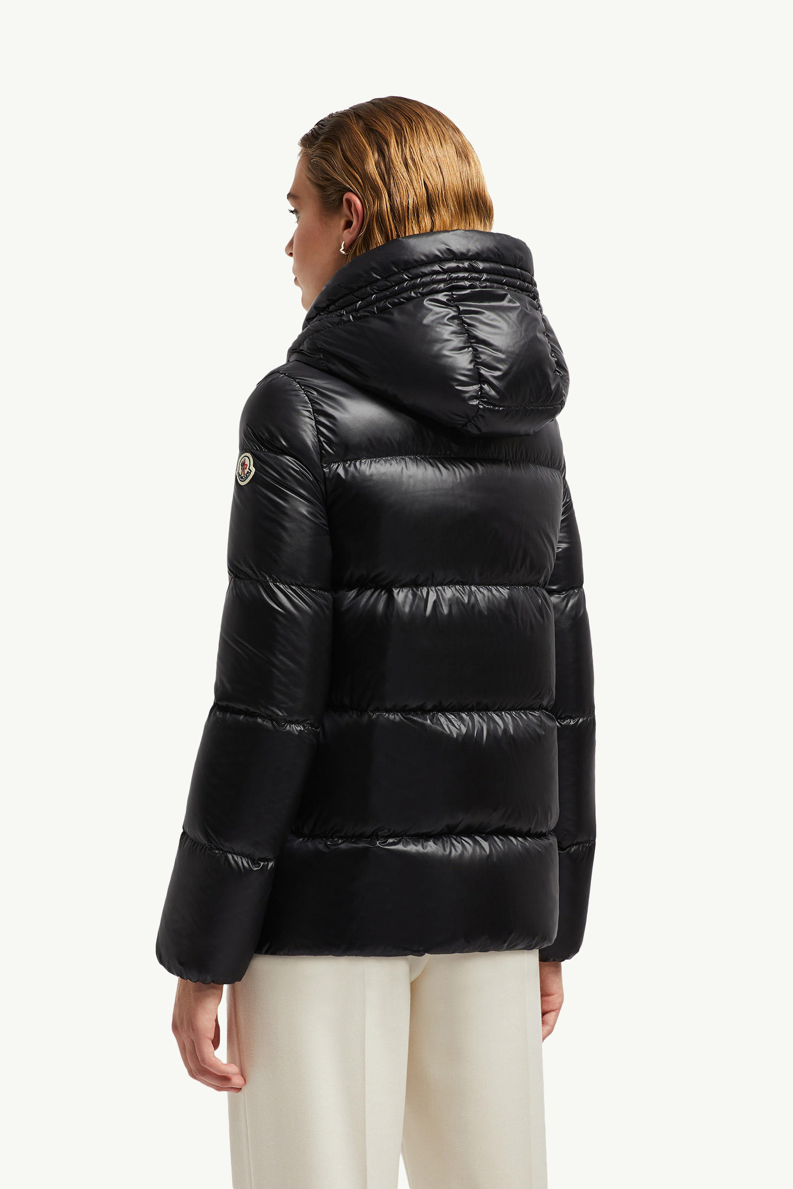 Seritte Hooded Short Down Jacket Women Black Moncler 4