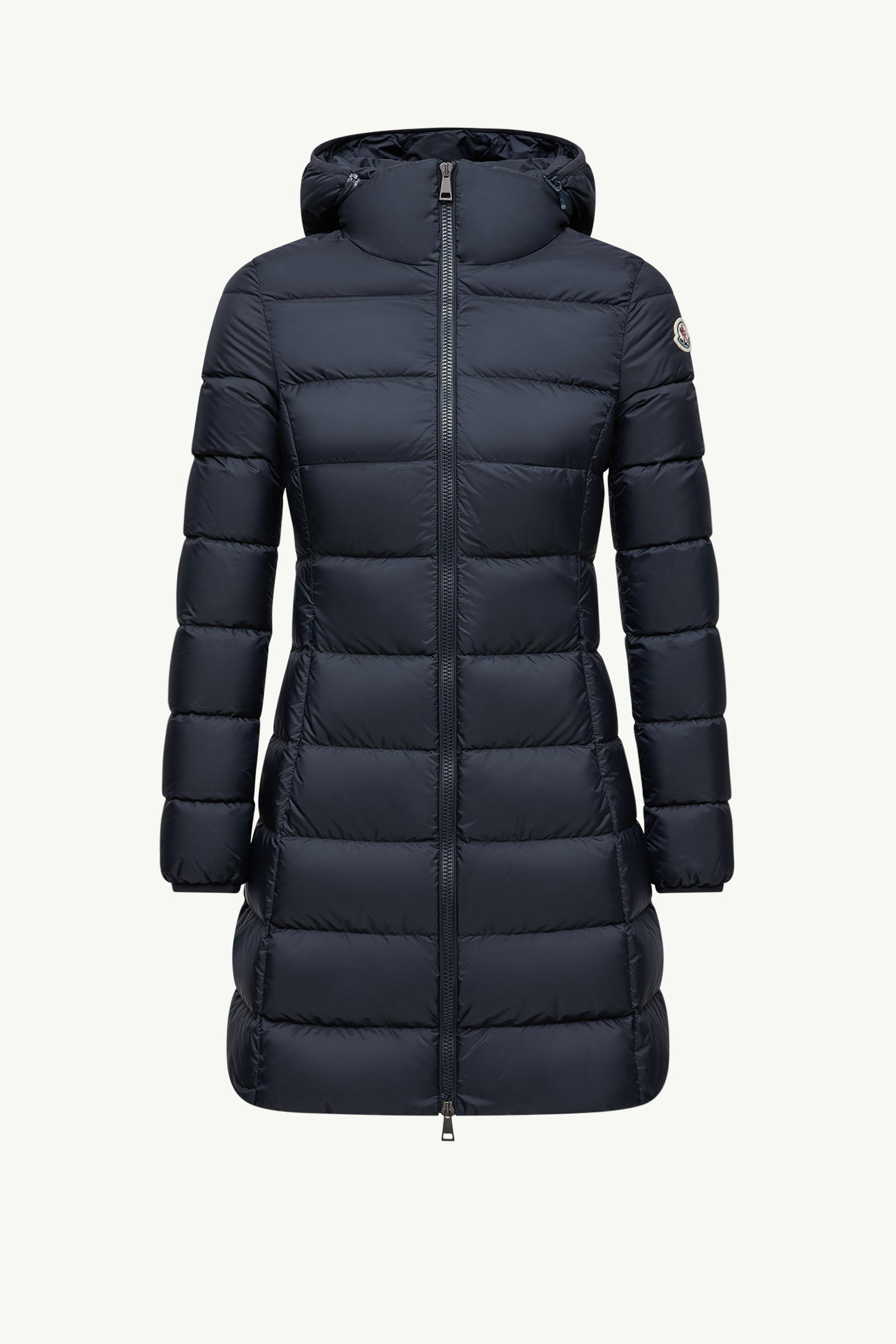 https://moncler-cdn.thron.com/api/v1/content-delivery/shares/dpx6uv/contents/J20931C00046539YH775_F/image/J20931C00046539YH775_F