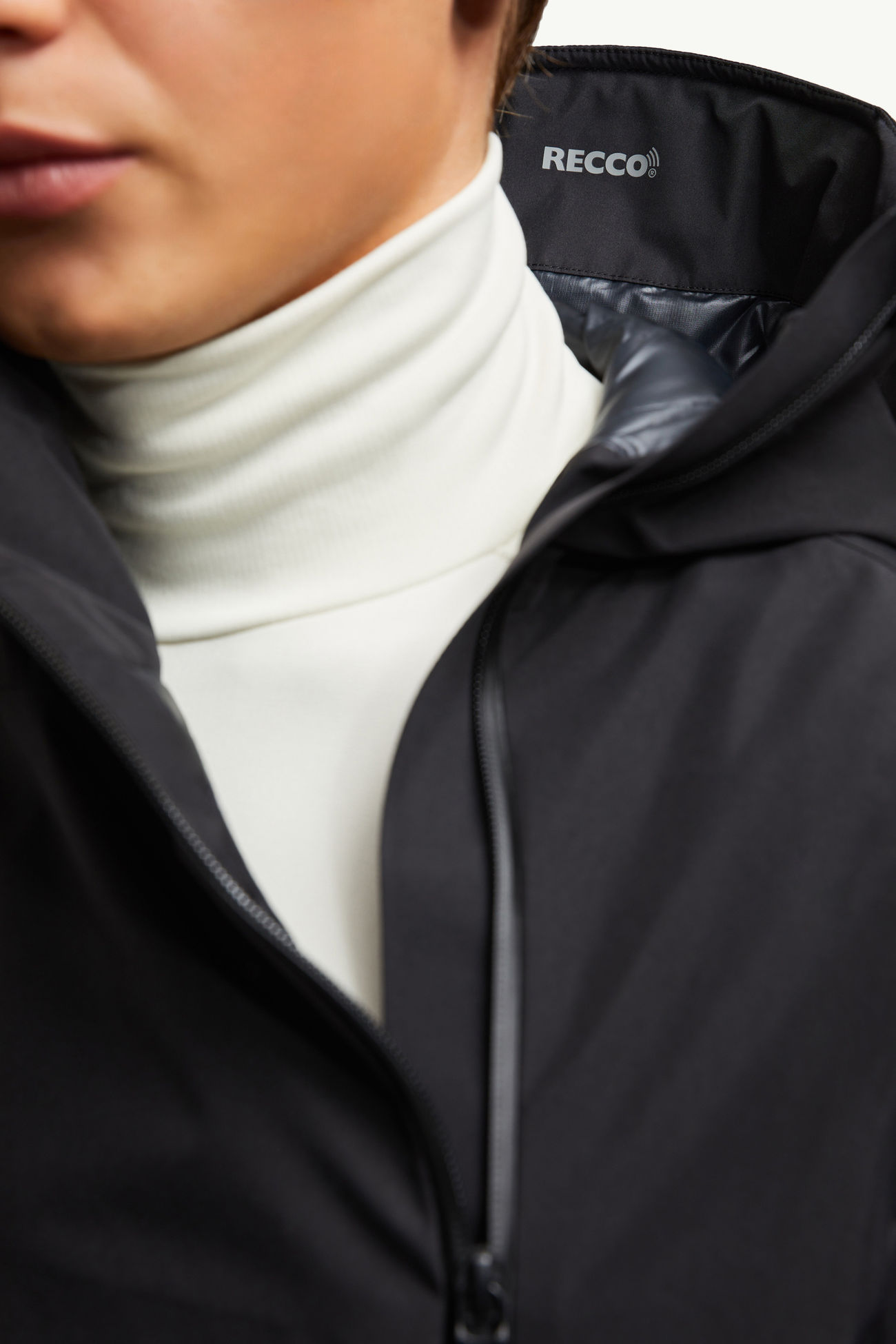 Stazスキージャケット メンズ ブラック Moncler 7