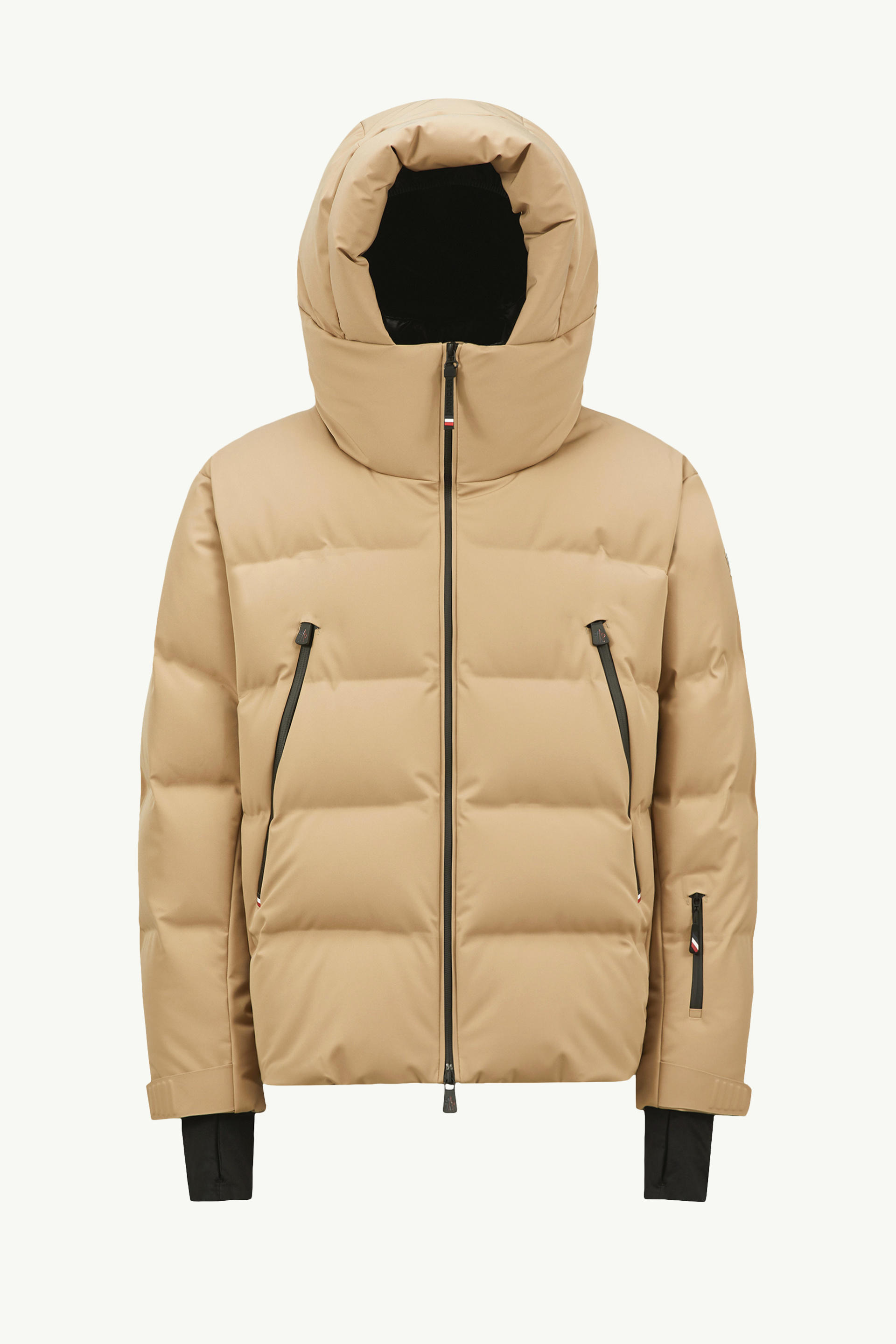 https://moncler-cdn.thron.com/api/v1/content-delivery/shares/dpx6uv/contents/J20971A0004253066226_F/image/J20971A0004253066226_F