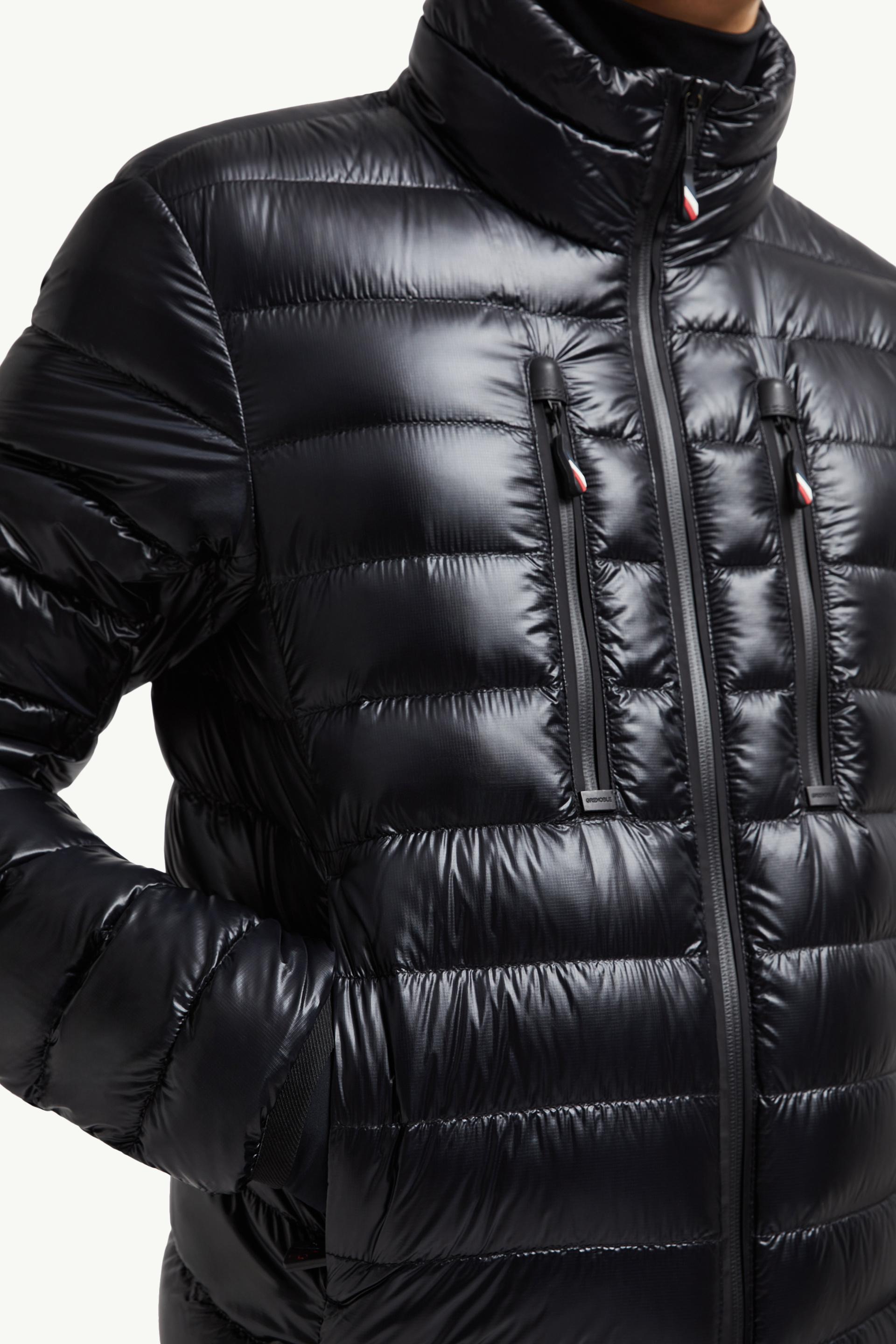 売切必至★MONCLER GRENOBLE★ショートダウンジャケット Hers 売切必至☆MONCLER GRENOBLE☆ショートダウンジャケット Hers