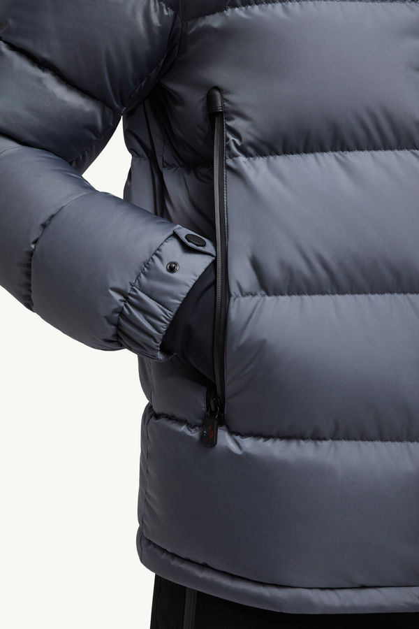 Isorno Hooded Down Ski Jacket Men Dark Gray Moncler 5