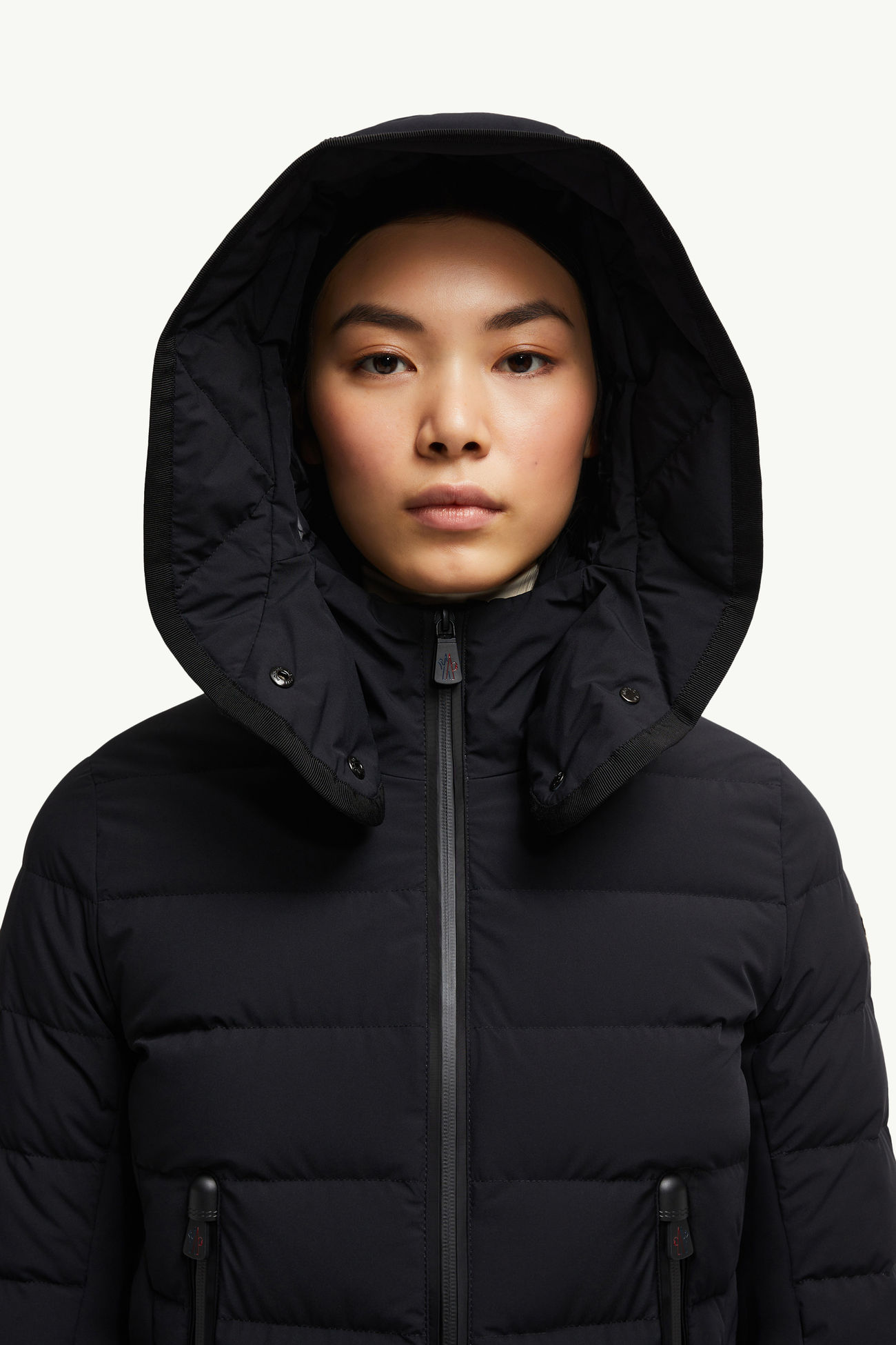 Chaqueta plumífero de esquí con capucha Lamoura Mujer Negro Moncler 1