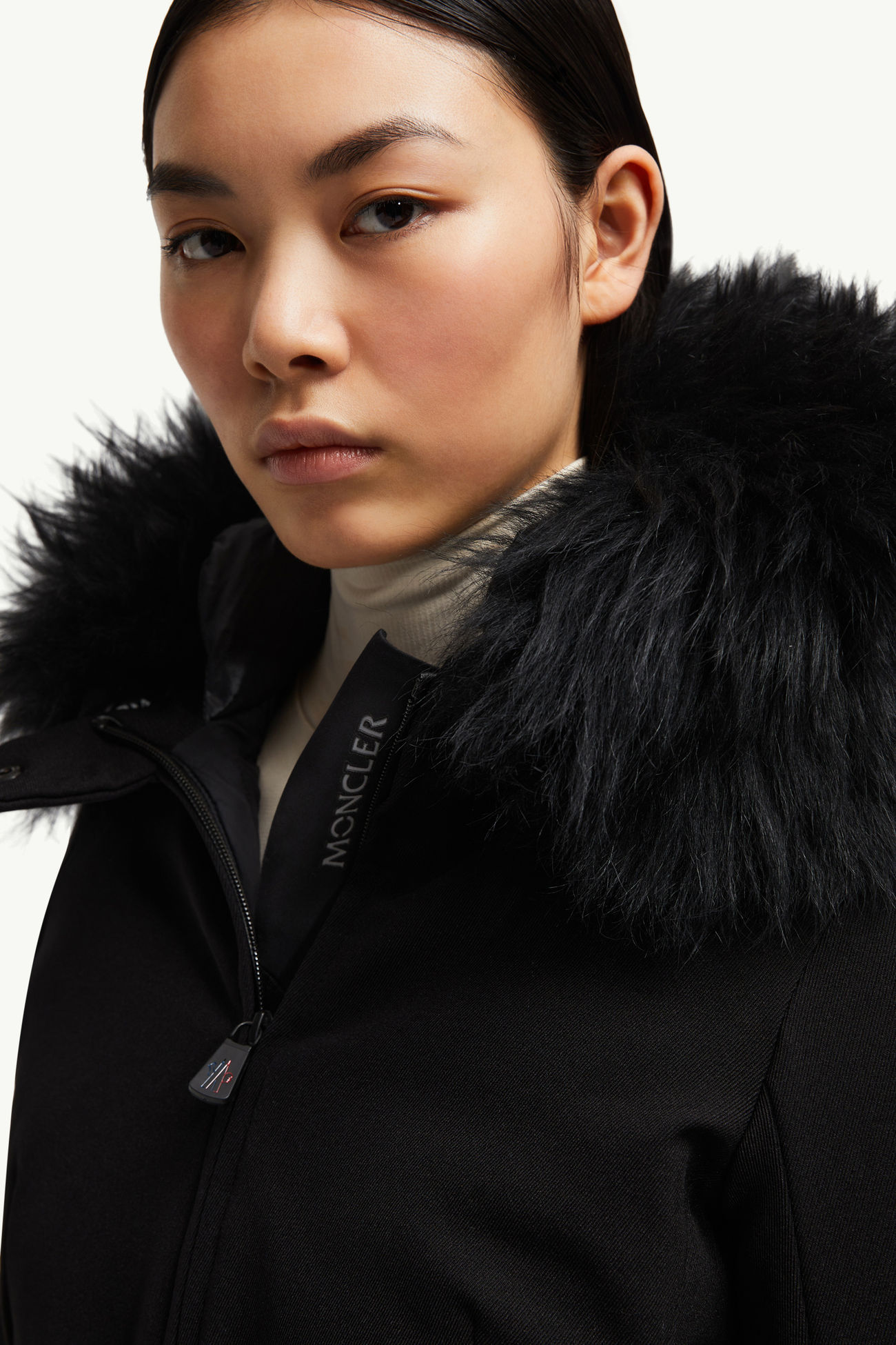 Piumino da sci Bauges in shearling con cappuccio Donna Nero Moncler 1