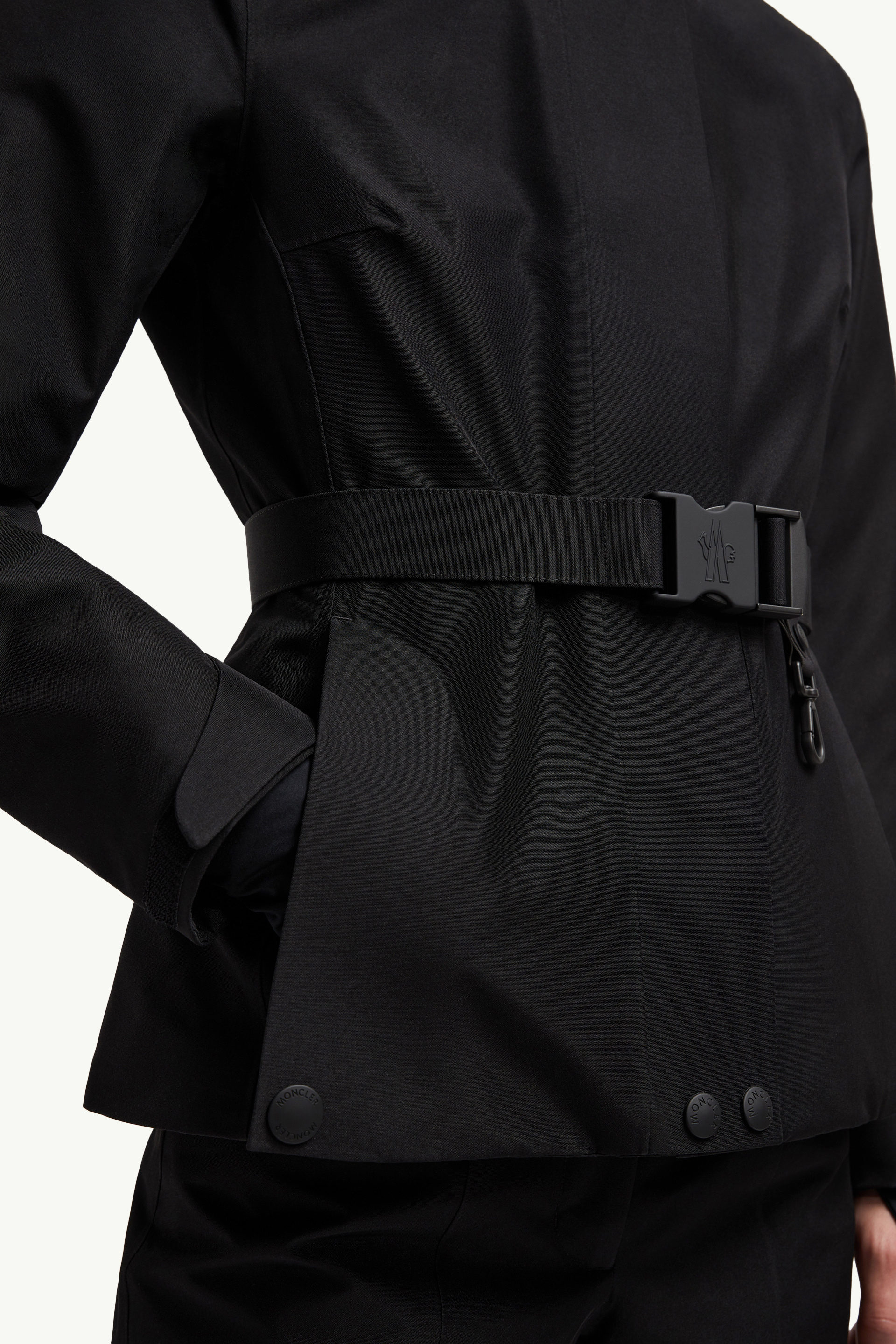 Piumino da sci Laplance GORE-TEX con orlo in shearling Donna Nero Moncler 5