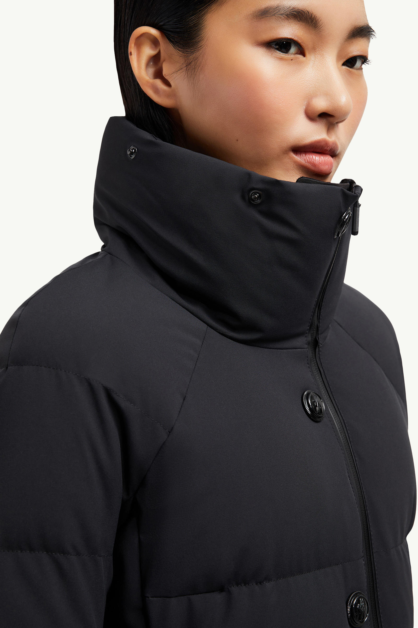 Guyane Hooded Down Ski Jacket Women Black Moncler 7
