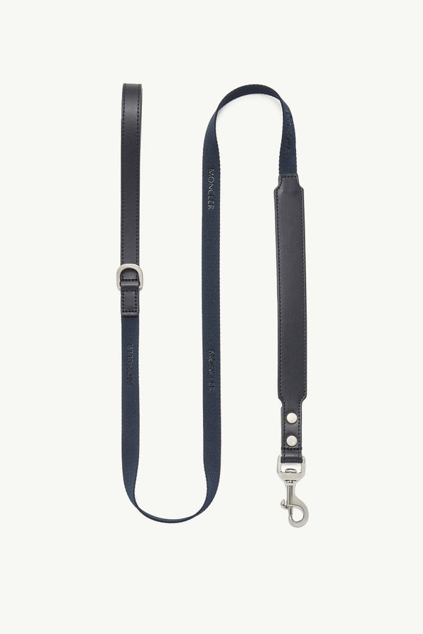 https://moncler-cdn.thron.com/api/v1/content-delivery/shares/dpx6uv/contents/J209O3G00012M4396P77_F/image/J209O3G00012M4396P77_F