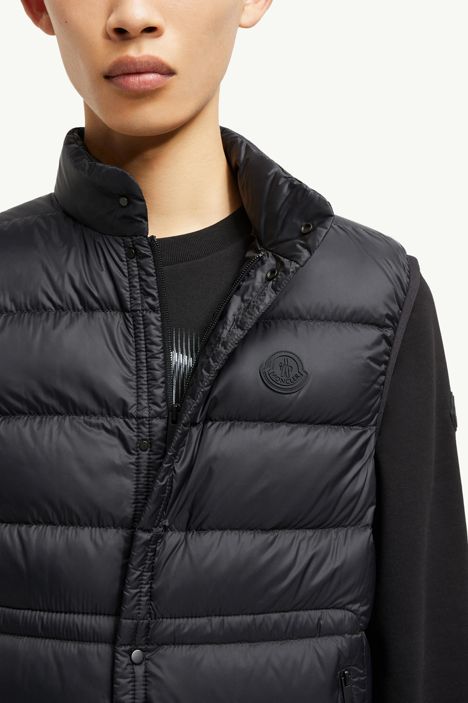 Plaret Daunenweste Herren Schwarz Moncler 6