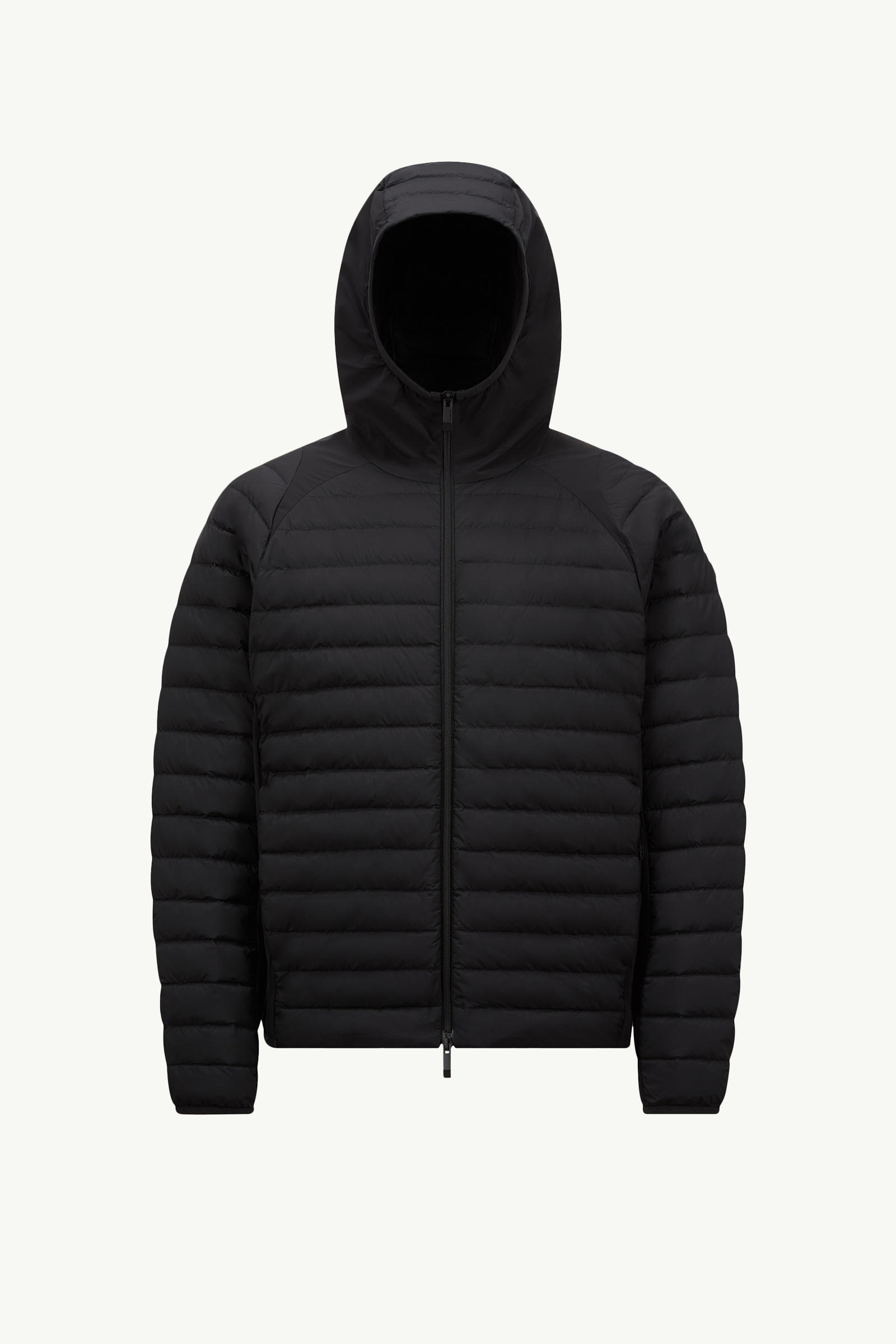 https://moncler-cdn.thron.com/api/v1/content-delivery/shares/dpx6uv/contents/K10911A00005597YD999_F/image/K10911A00005597YD999_F