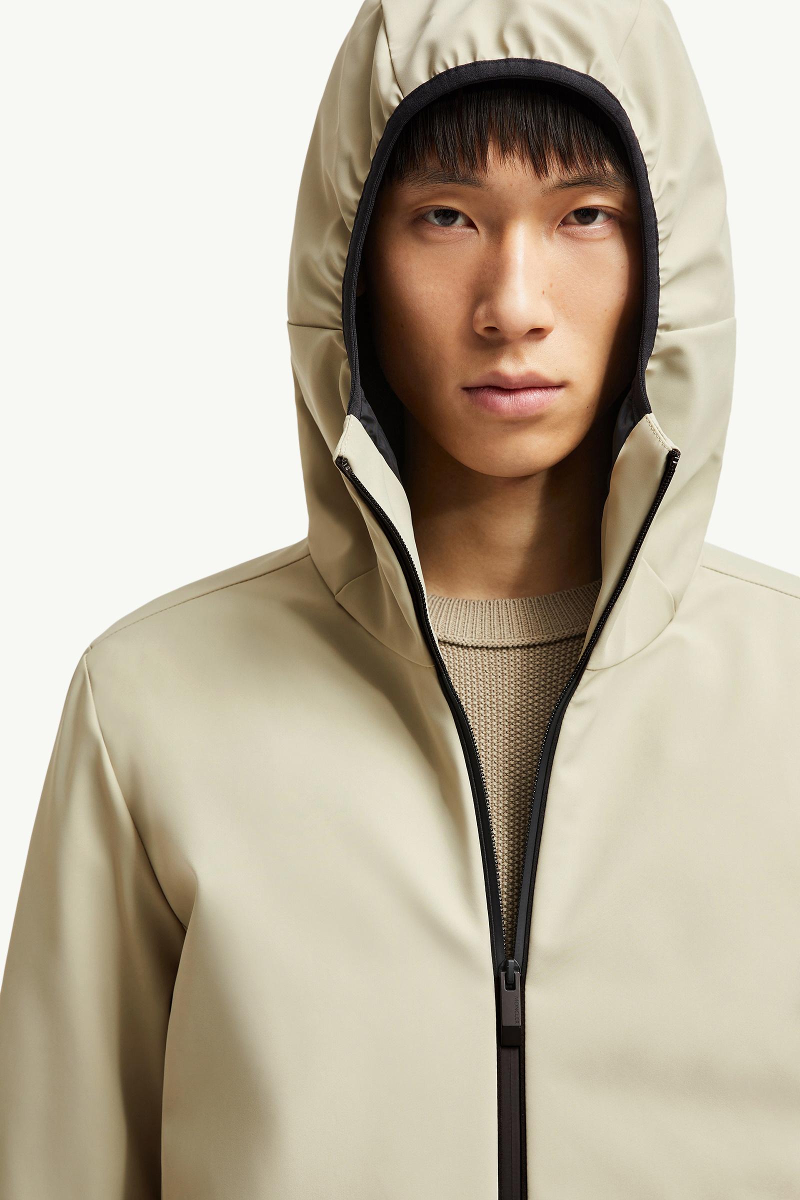 Chalves Hooded Short Down Jacket Men Light Beige Moncler 1