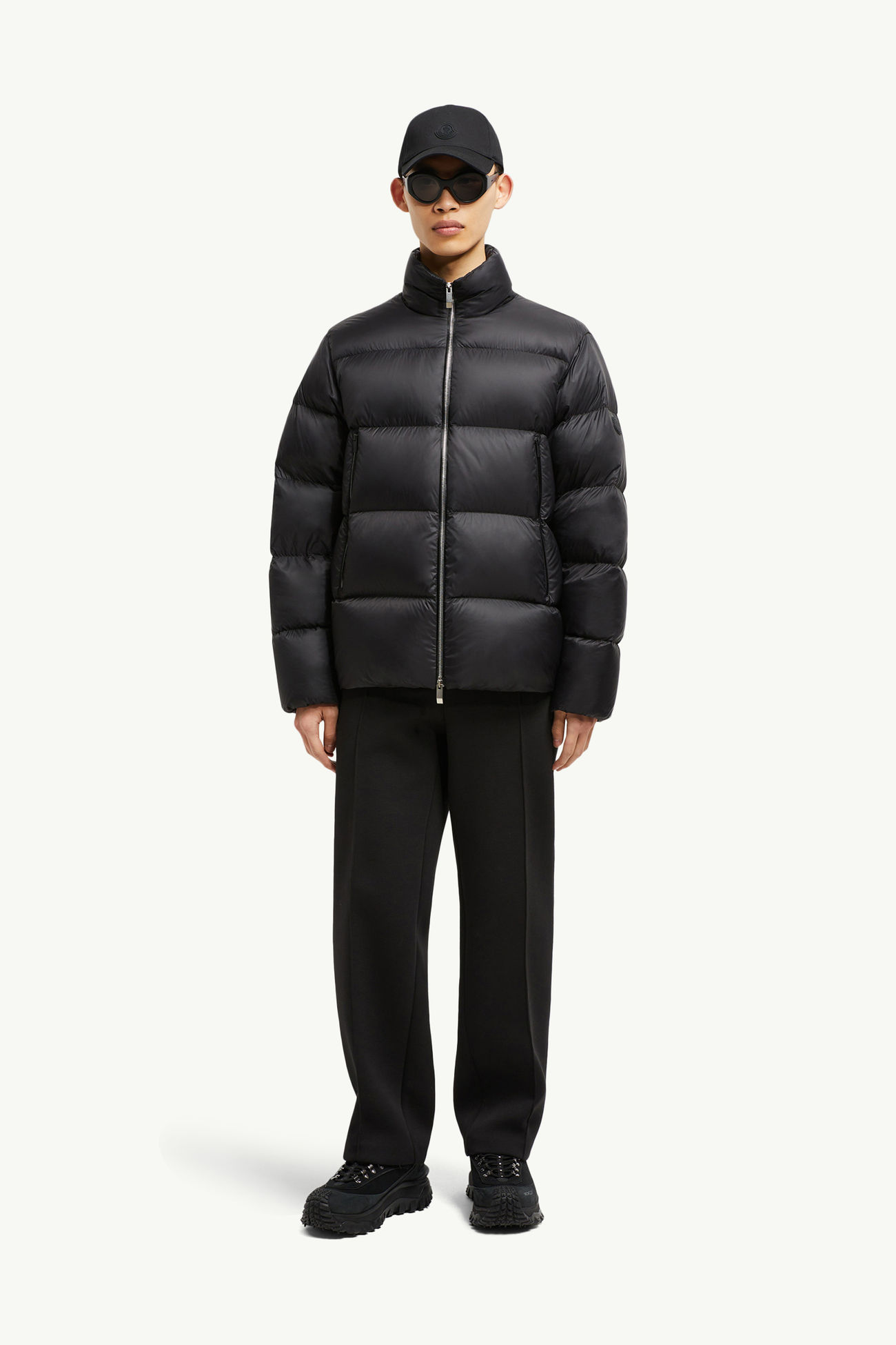 Plumífero corto Tarn Hombre Negro Moncler 0