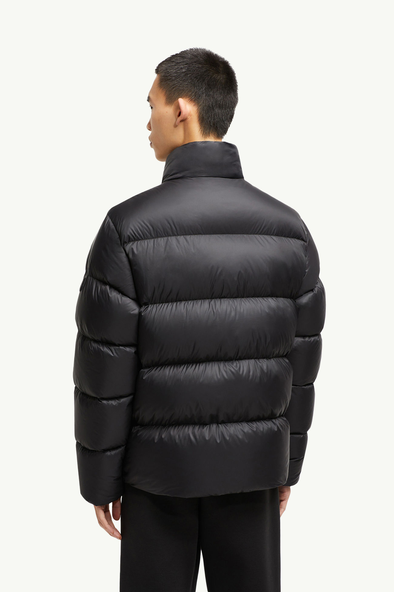 Tarn Short Down Jacket Men Black Moncler 4