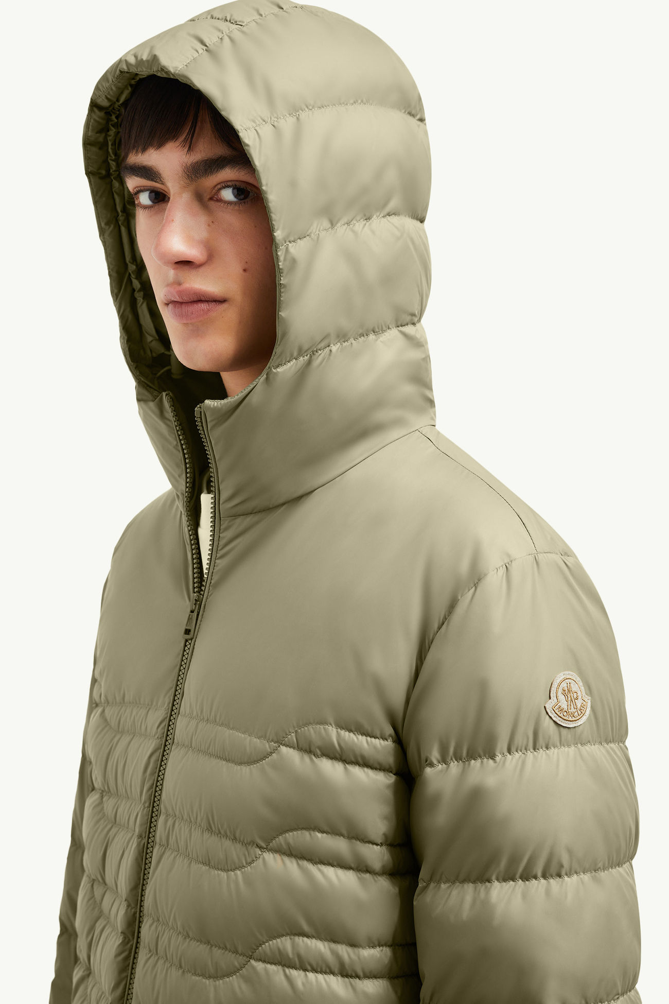 Aleso Hooded Geometric-Quilted Short Down Jacket Men Olive Green Moncler 1