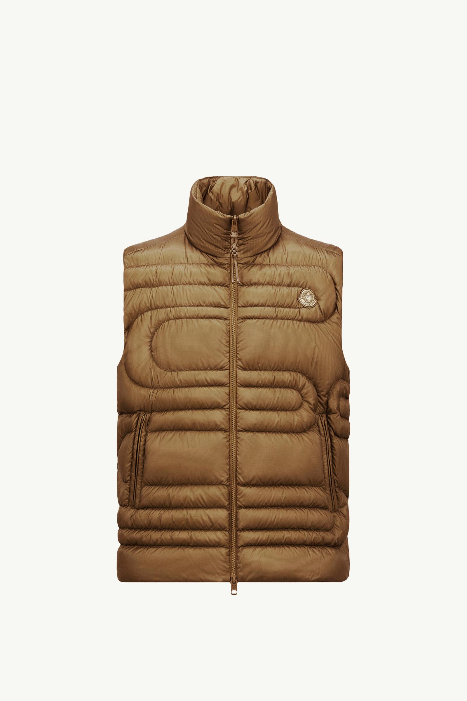 Emeishan Snake-Quilted Down Gilet_findInBoutique_image