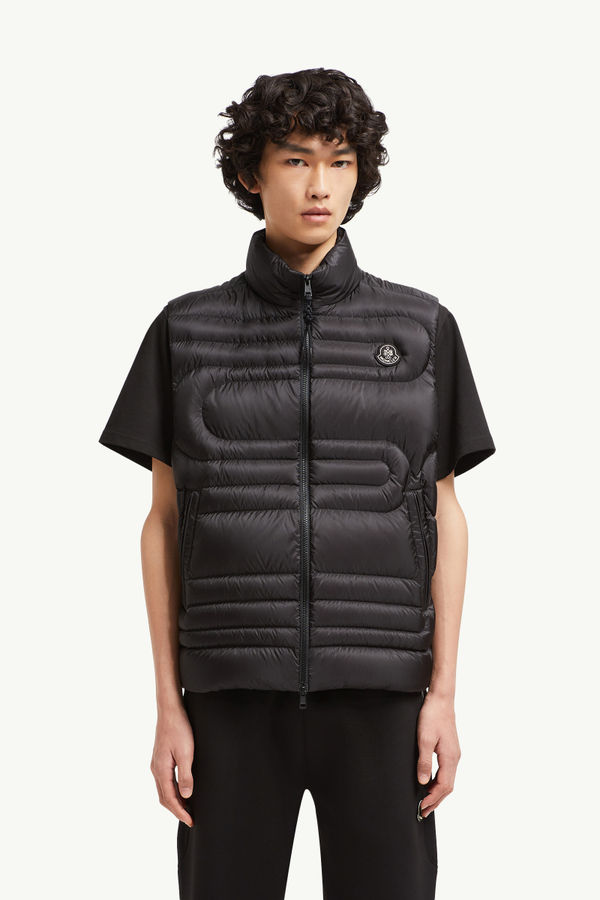 Emeishan Snake-Quilted Down Gilet Men Black Moncler 3
