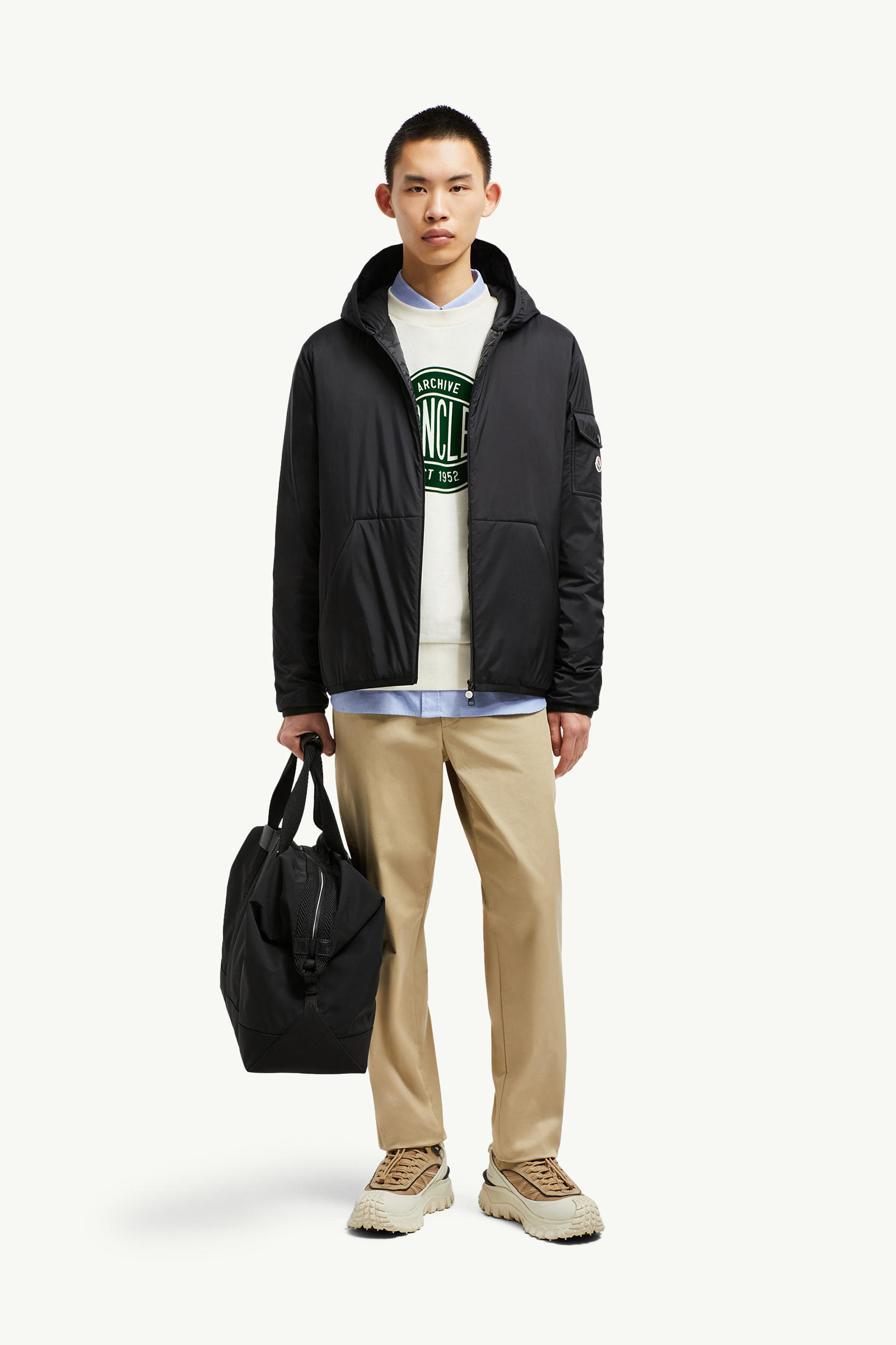 Piumino corto Monteynard con cappuccio Uomo Nero Moncler 0
