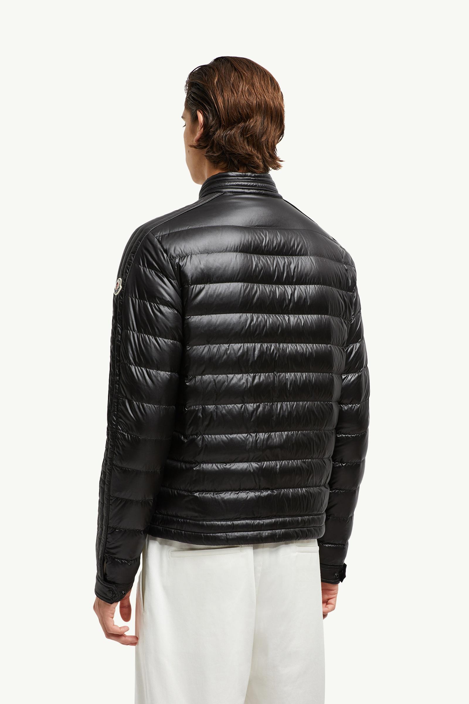 黑色Jacobus男士羽绒机车夹克外套- 短款羽绒服for 男装| Moncler SG