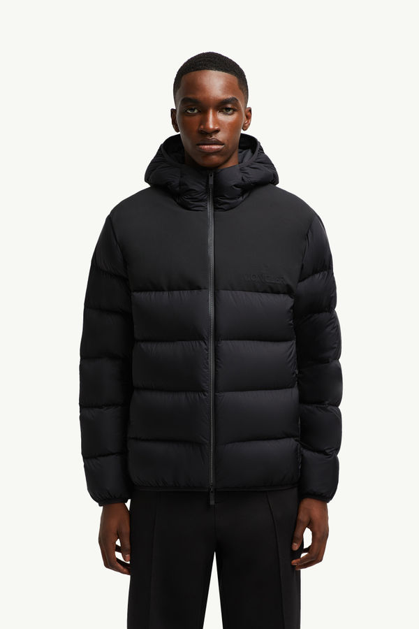 Plumífero corto con capucha Veumont Hombre Negro Moncler 3