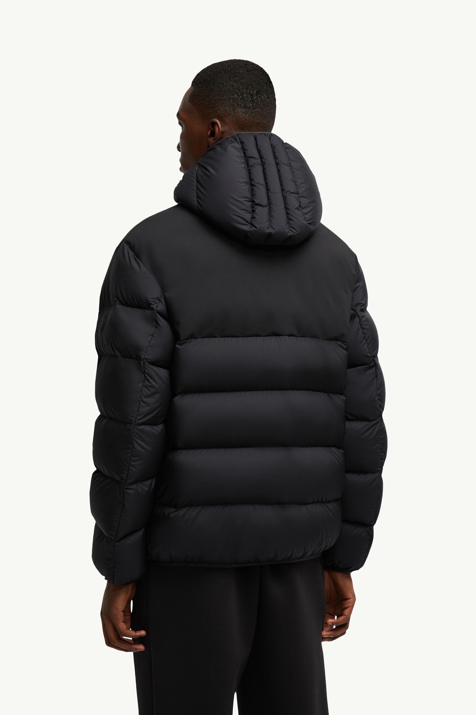 ☆韓国の人気☆【MONCLER】☆Vistule ダウン ジャケット☆ Demi-Luxe BEAMS Demi-Luxe BEAMS MONCLER Cochevis 短羽絨外套
