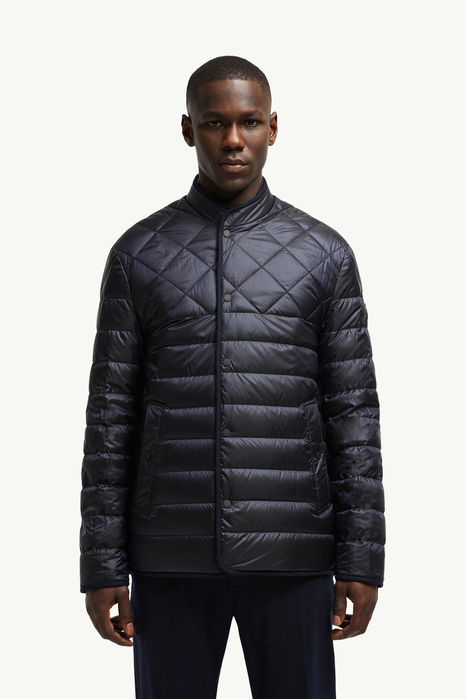 Bane kurze Wende-Daunenjacke aus Kaschmir Herren Navyblau Moncler 3
