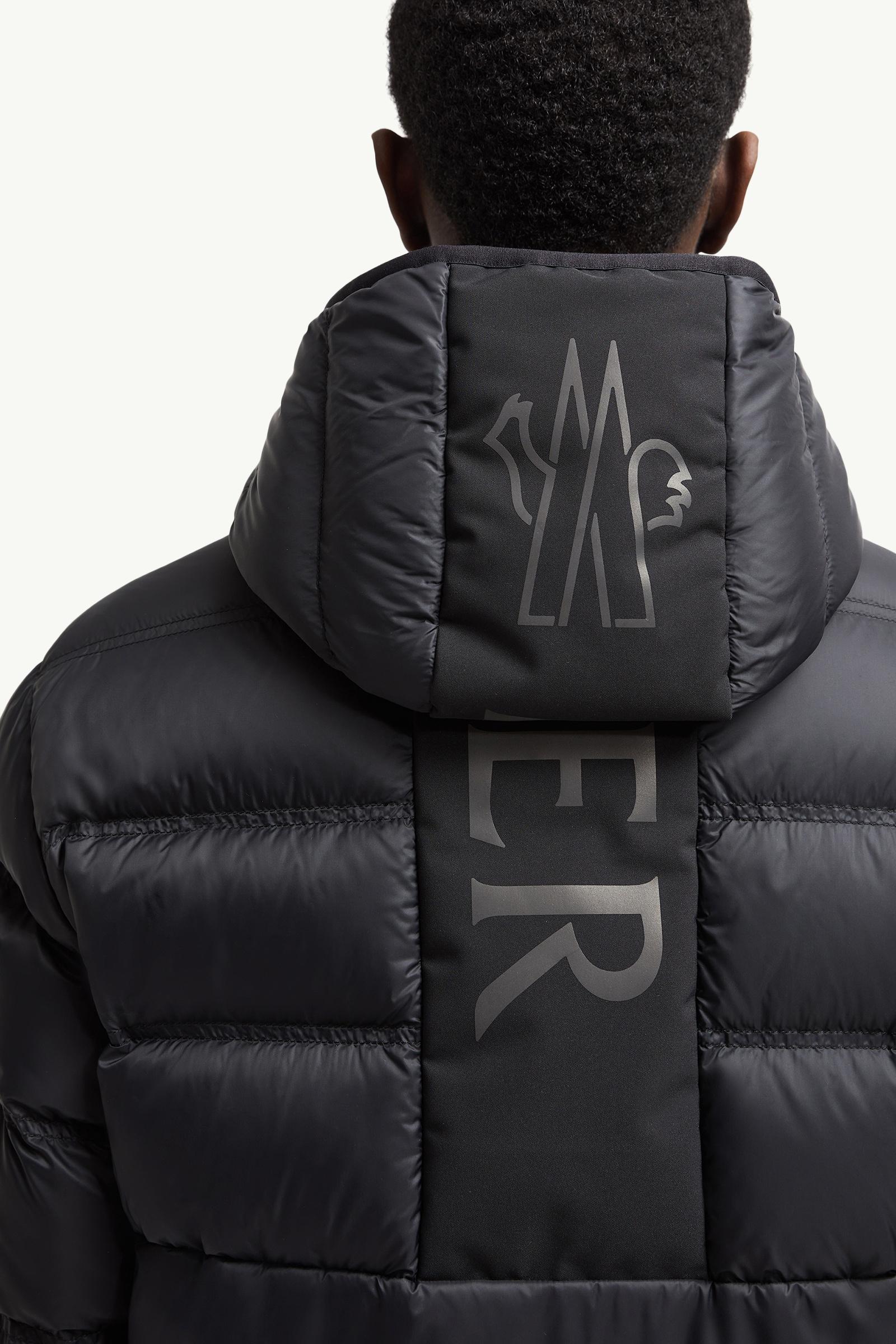 【MONCLER】IGE DOWN JACKET Ige short down jacket MONCLER Nero | Grifo210