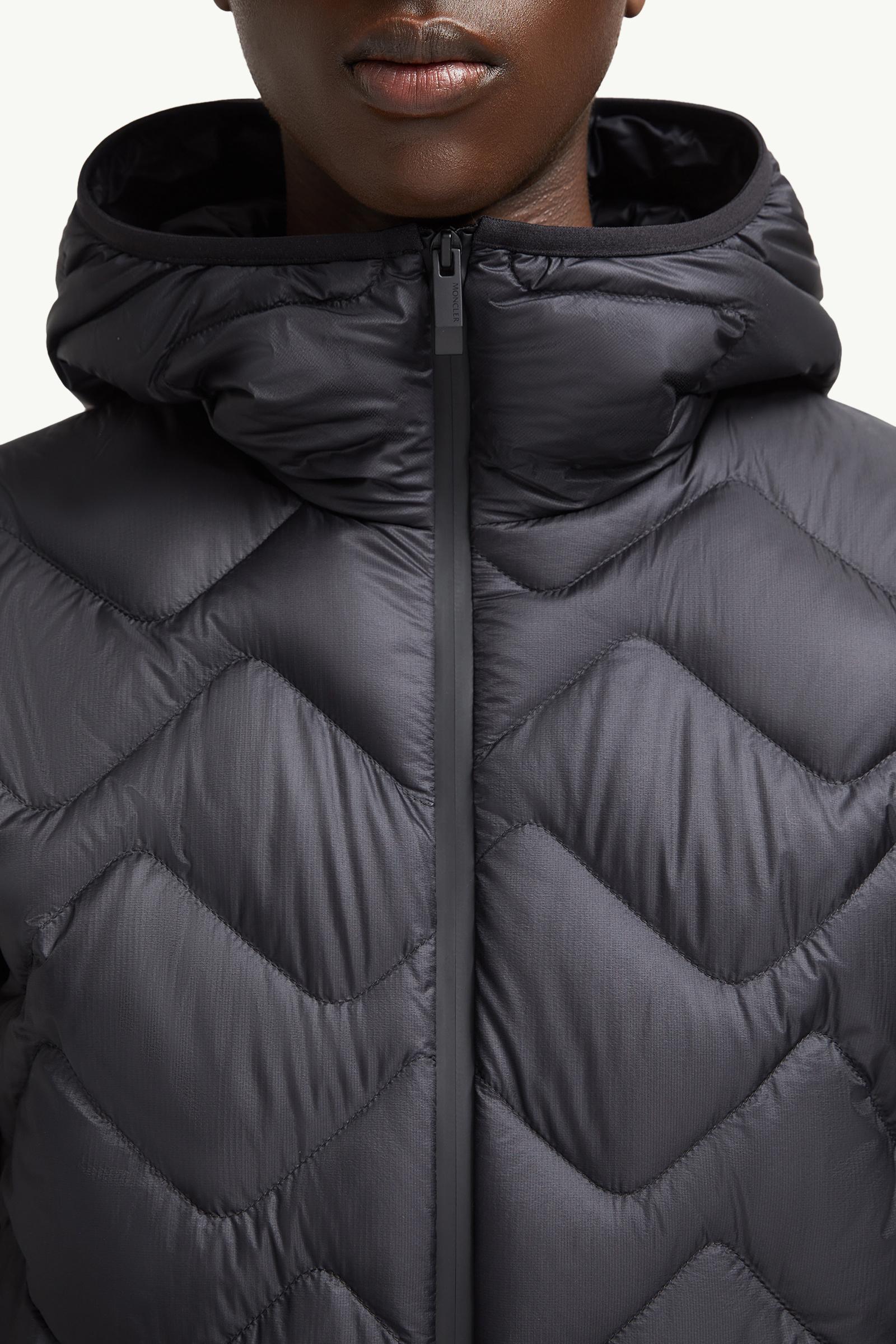 モンクレール K2AVOCE HOODED SHORT DOWN JACKET Red Najan Hooded Short Down Jacket - Short Down Jackets for
