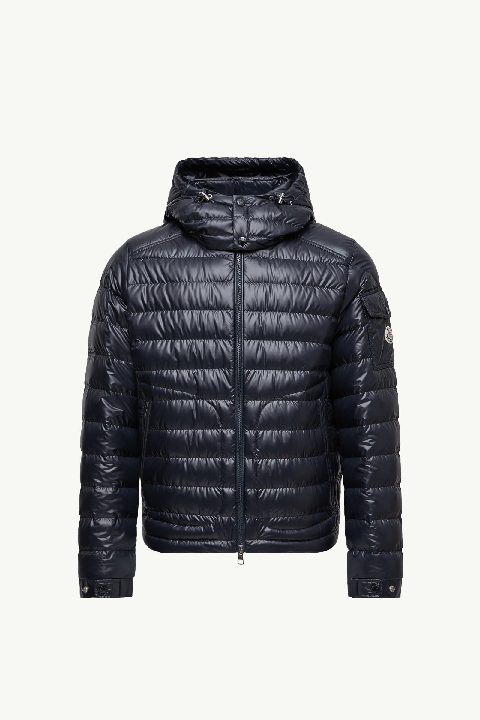 https://moncler-cdn.thron.com/api/v1/content-delivery/shares/dpx6uv/contents/K10911A00081595ZJ778_F/image/K10911A00081595ZJ778_F