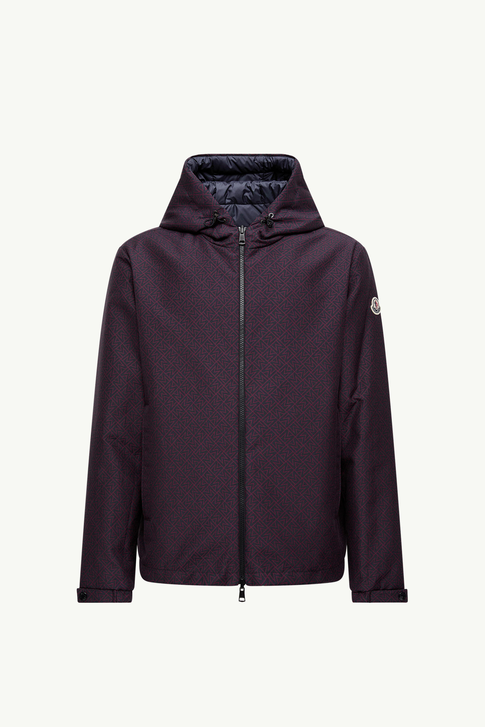 https://moncler-cdn.thron.com/api/v1/content-delivery/shares/dpx6uv/contents/K10911A000895987DF74_F/image/K10911A000895987DF74_F