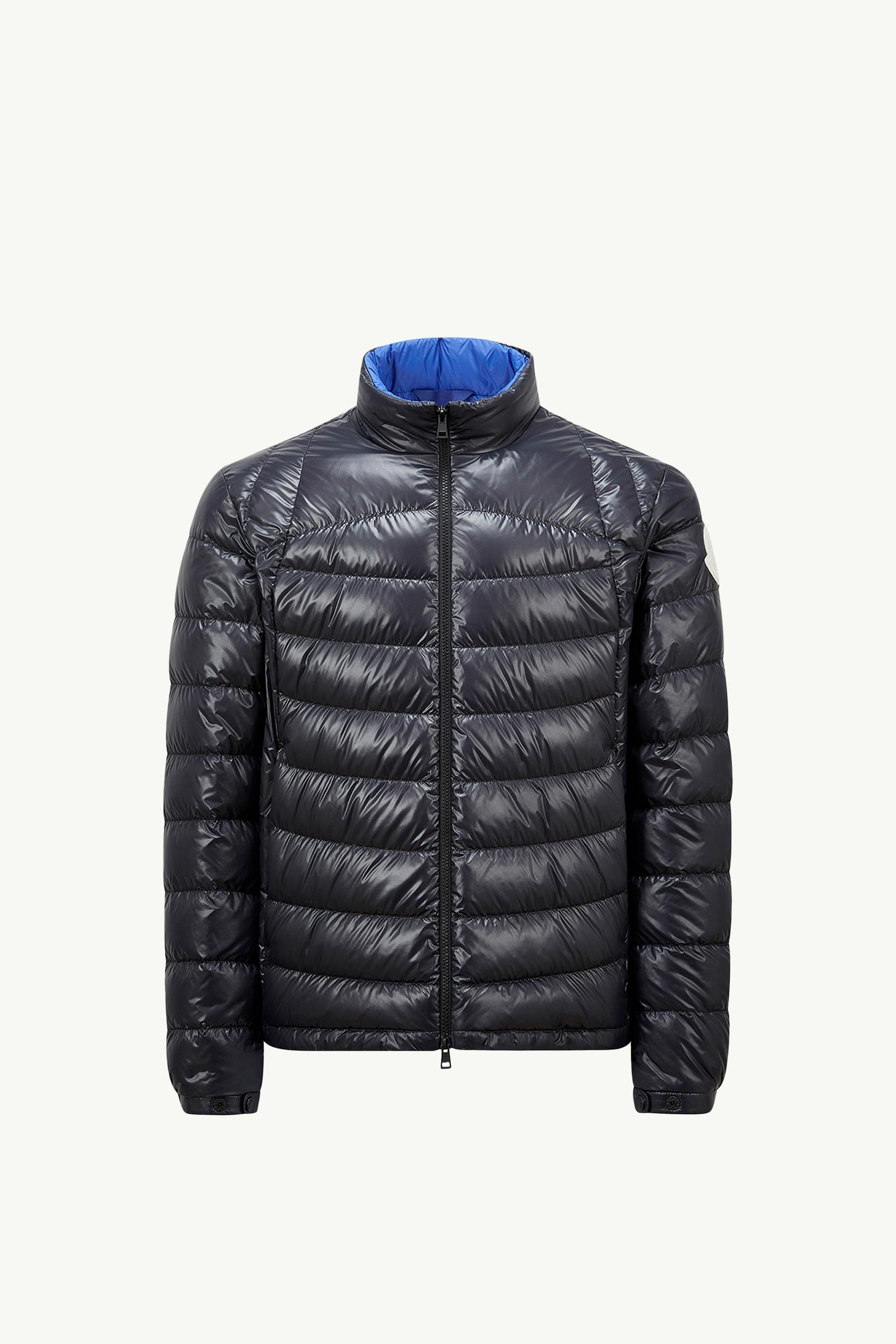 Galeso Hooded Curvy-Quilted Short Down Jacket_findInBoutique_image