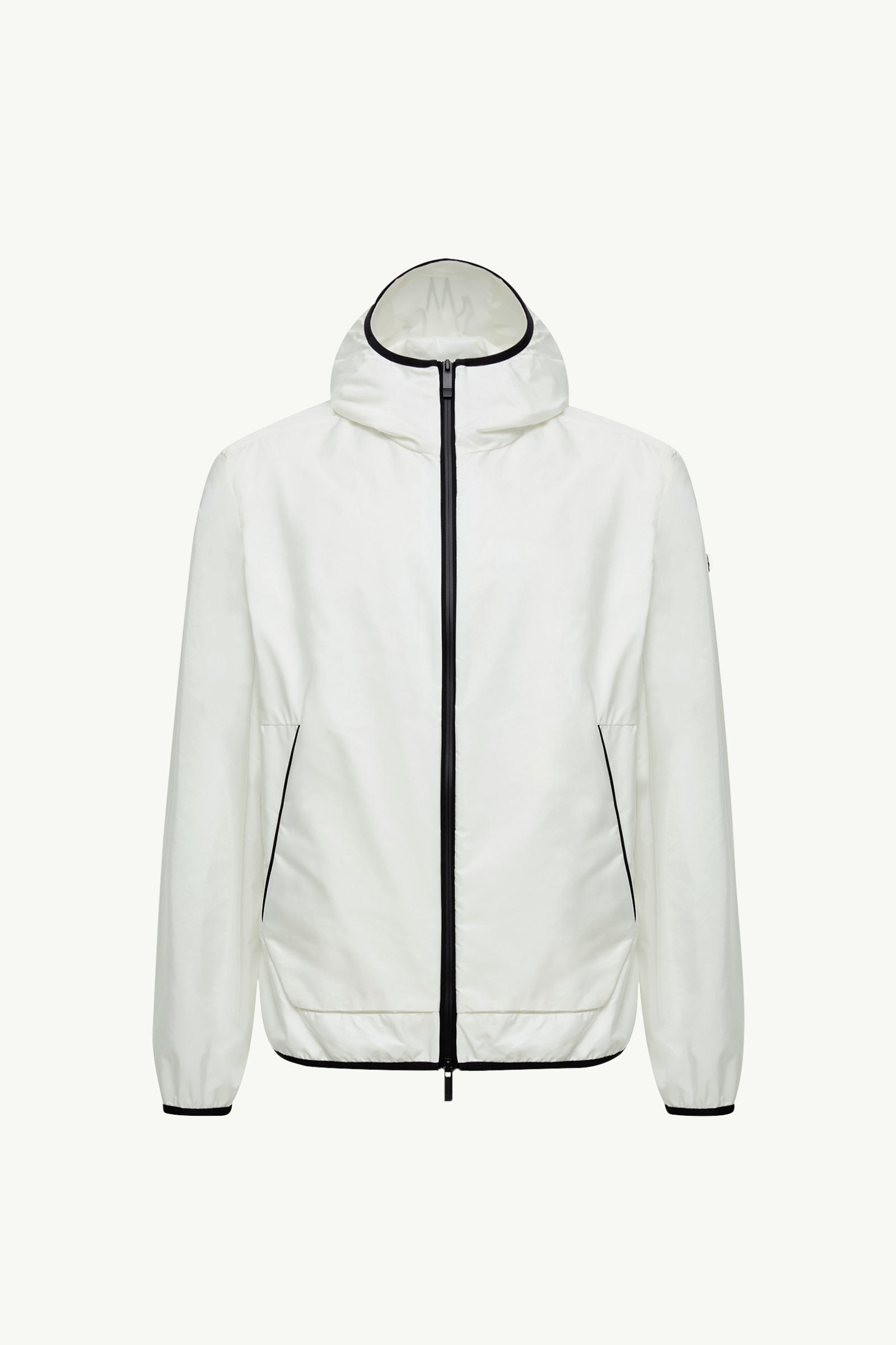 https://moncler-cdn.thron.com/api/v1/content-delivery/shares/dpx6uv/contents/K10911A00105539ZD041_F/image/K10911A00105539ZD041_F