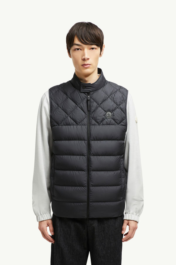 Arcalod Diamond-Quilted Down Gilet Men Black Moncler 3