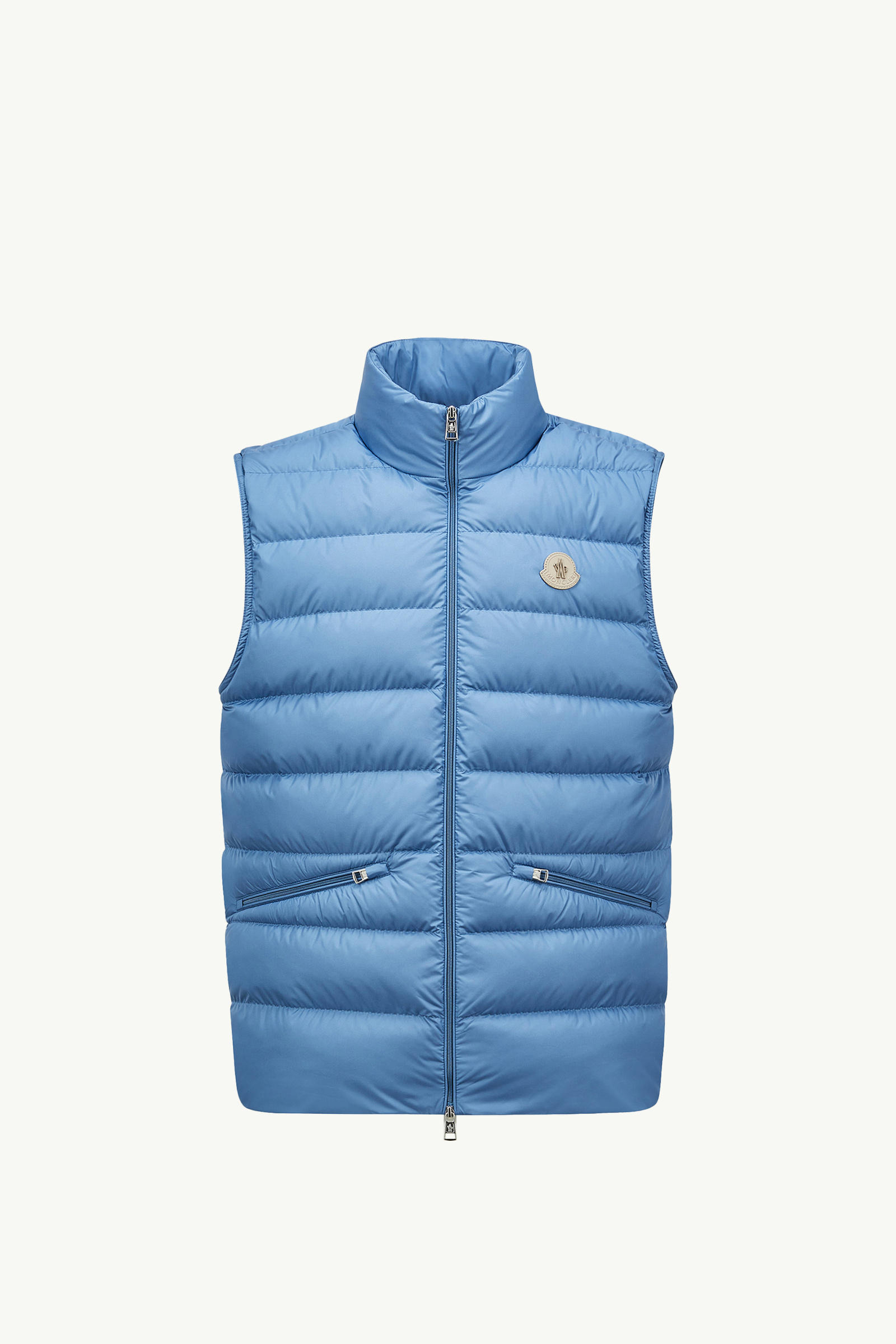 https://moncler-cdn.thron.com/api/v1/content-delivery/shares/dpx6uv/contents/K10911A00144549SK74O_F/image/K10911A00144549SK74O_F
