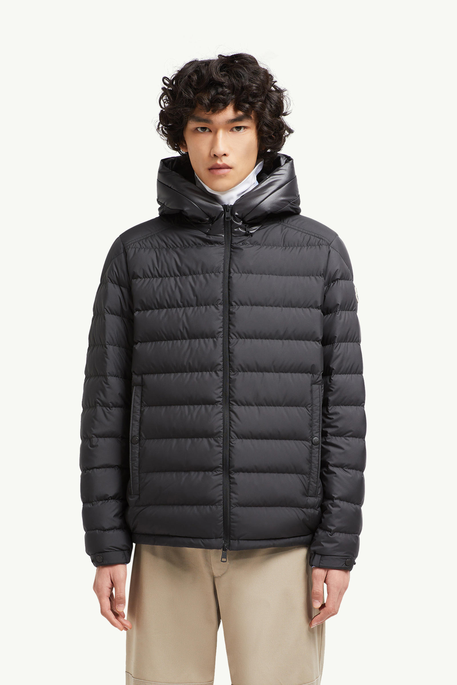 Chevrerie Hooded Short Down Jacket Men Black Moncler 3