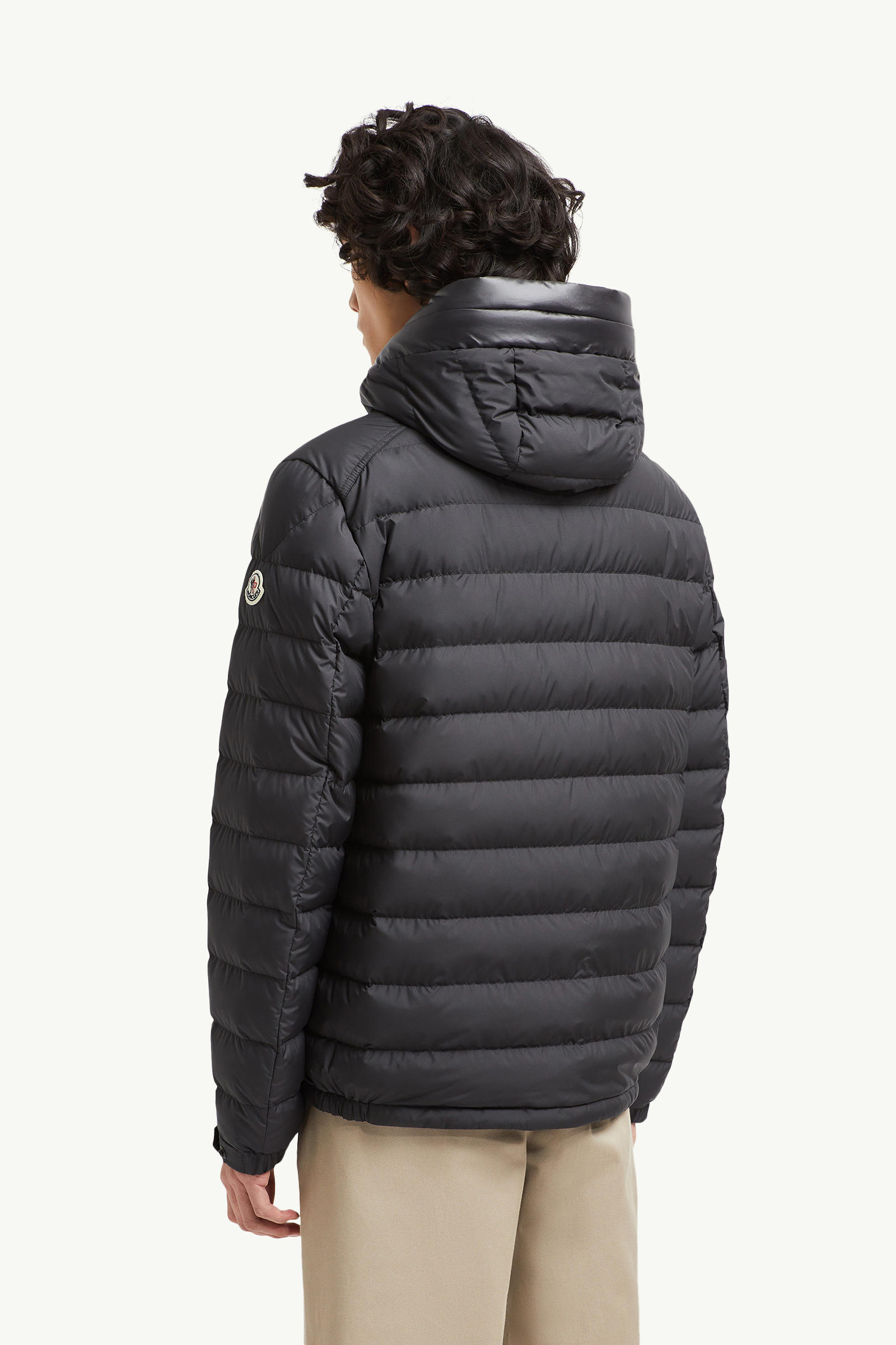 Doudoune courte Chevrerie à capuche Hommes Noir Moncler 4