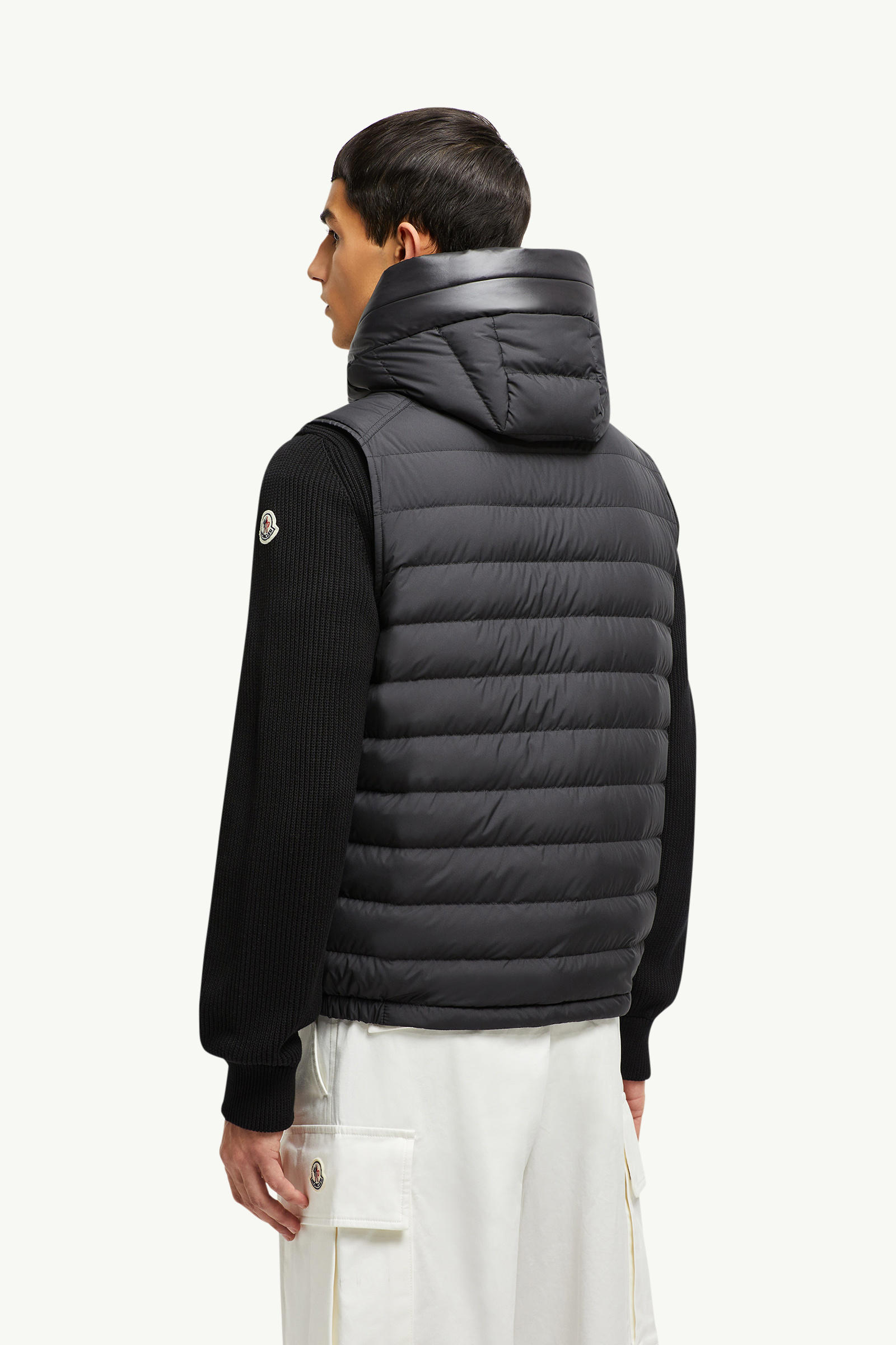 Bourget Hooded Down Gilet Men Black Moncler 4