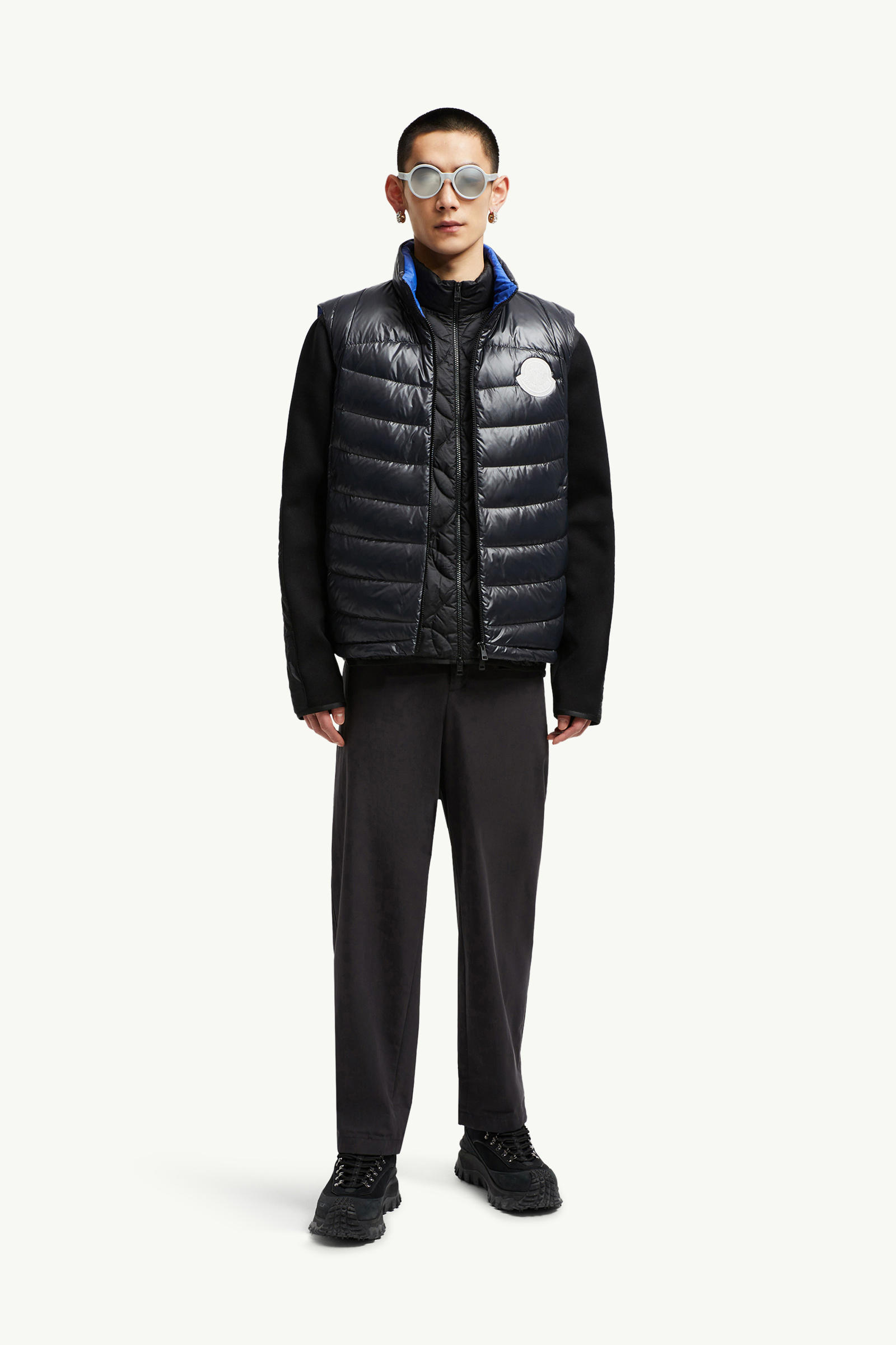 Menelao男士连帽弧形绗缝羽绒马甲 男士 灰色 Moncler 0