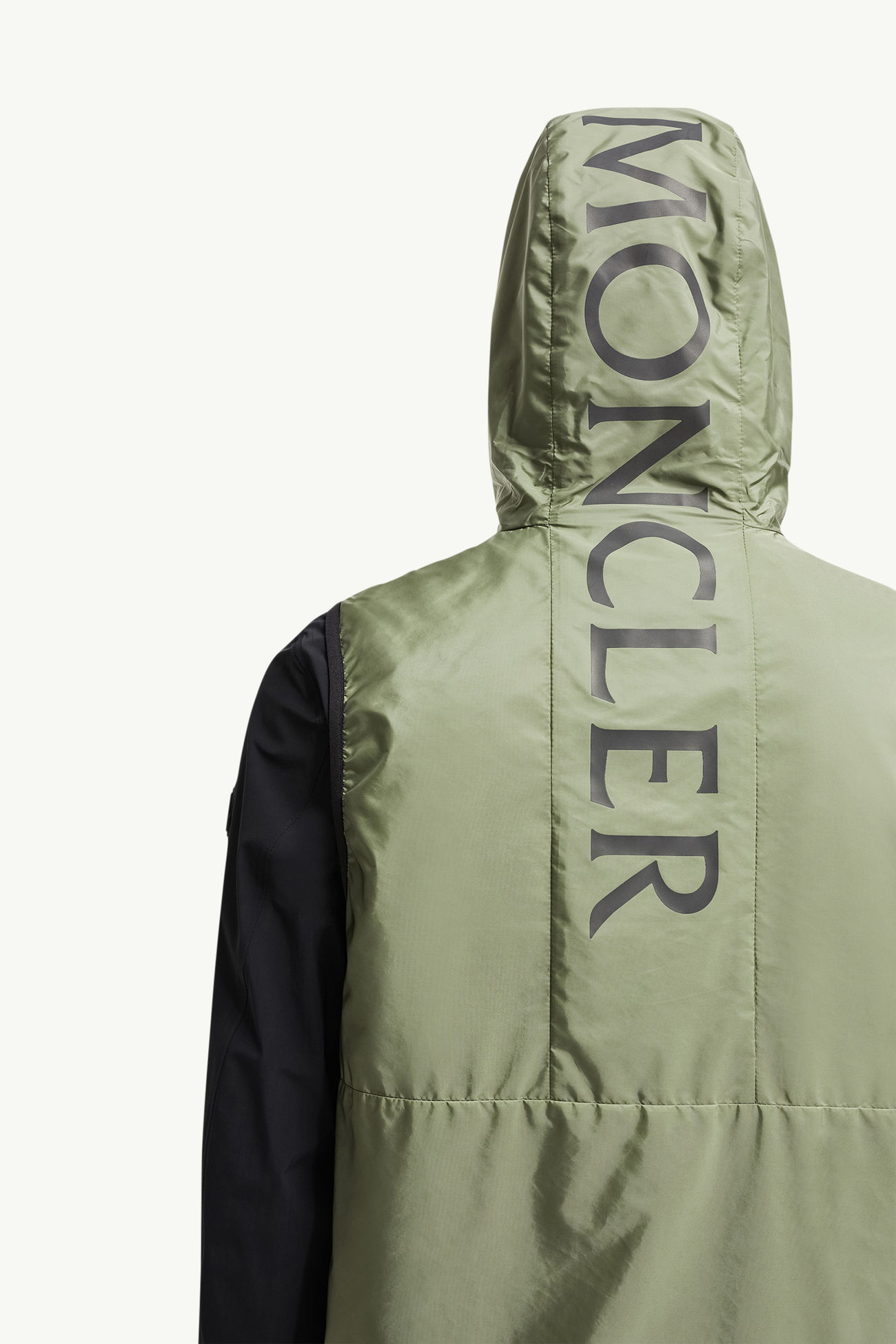 Moretanベスト メンズ セージグリーン Moncler 6