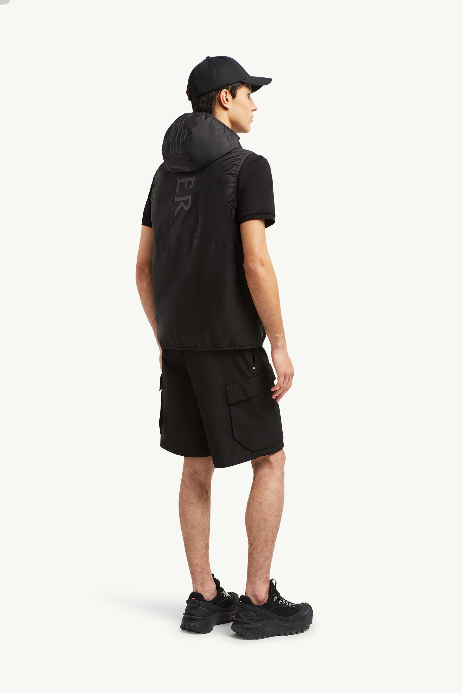 Moretan男士连帽马甲 男士 黑色 Moncler 0