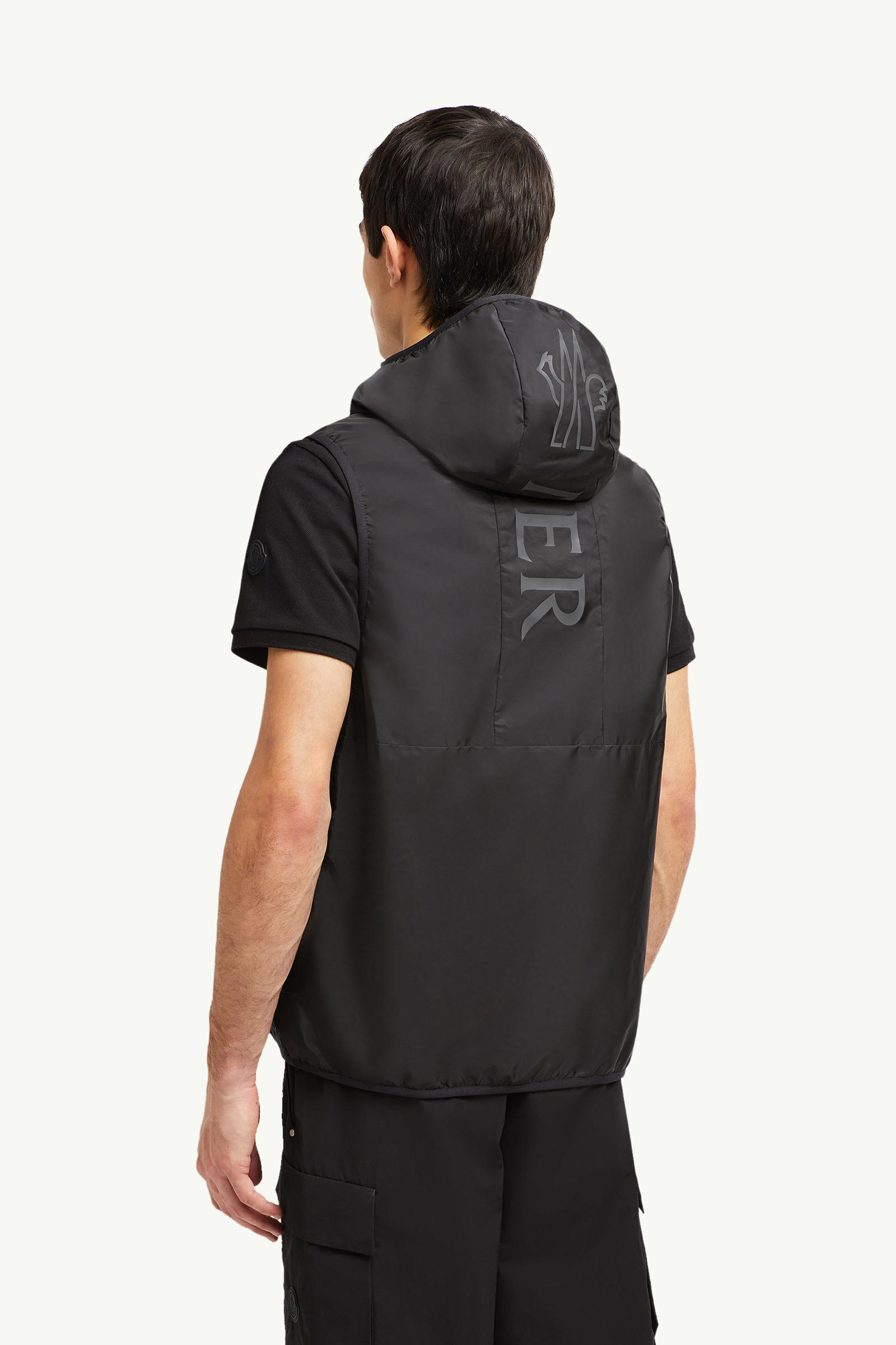 Moretan Hooded Gilet Men Black Moncler 4