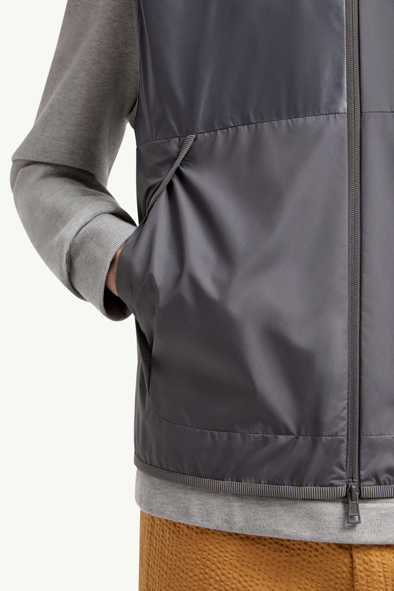 Epeo Gilet Men Dark Gray Moncler 6