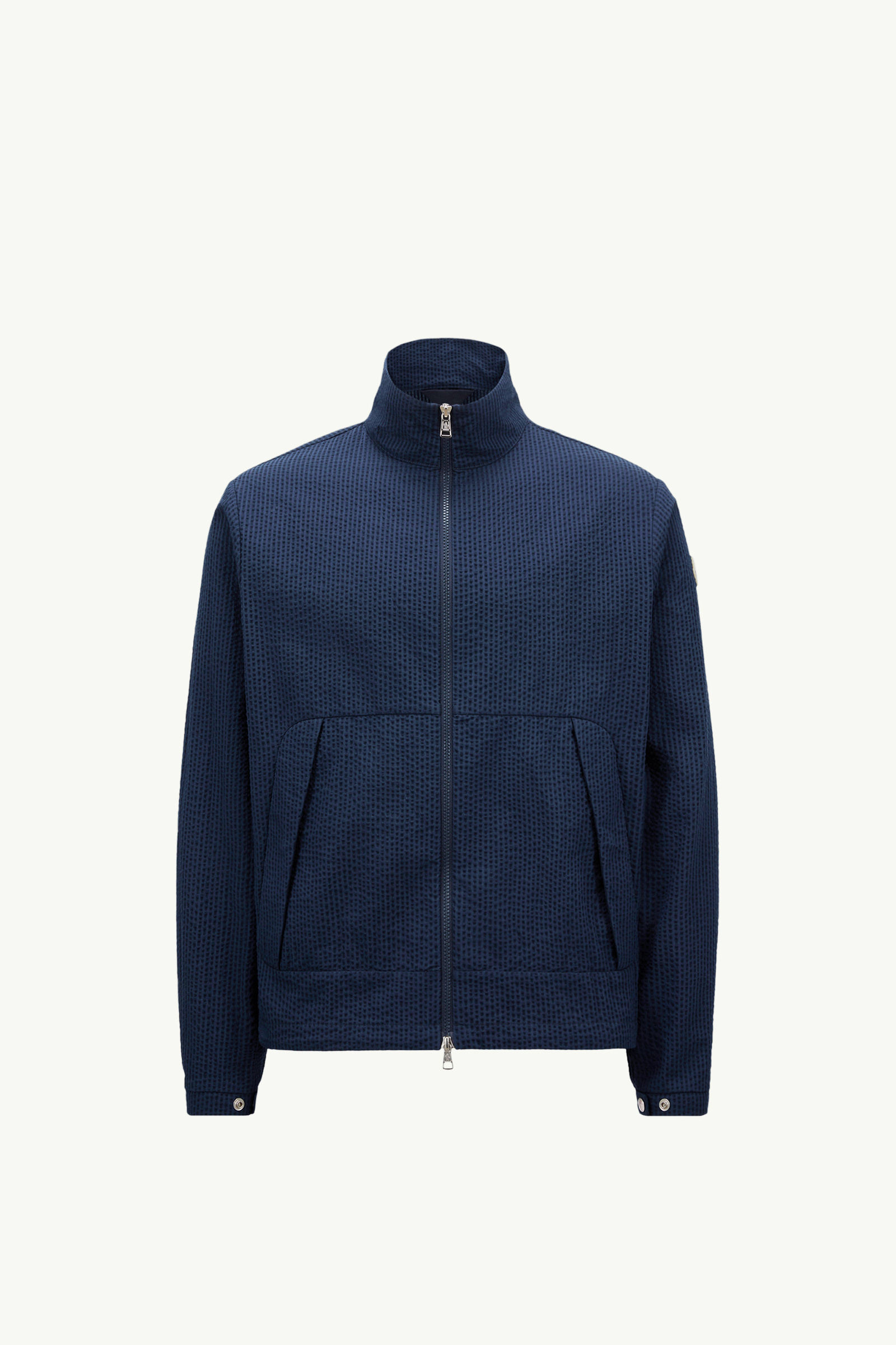 https://moncler-cdn.thron.com/api/v1/content-delivery/shares/dpx6uv/contents/K10911A00183598JC780_F/image/K10911A00183598JC780_F