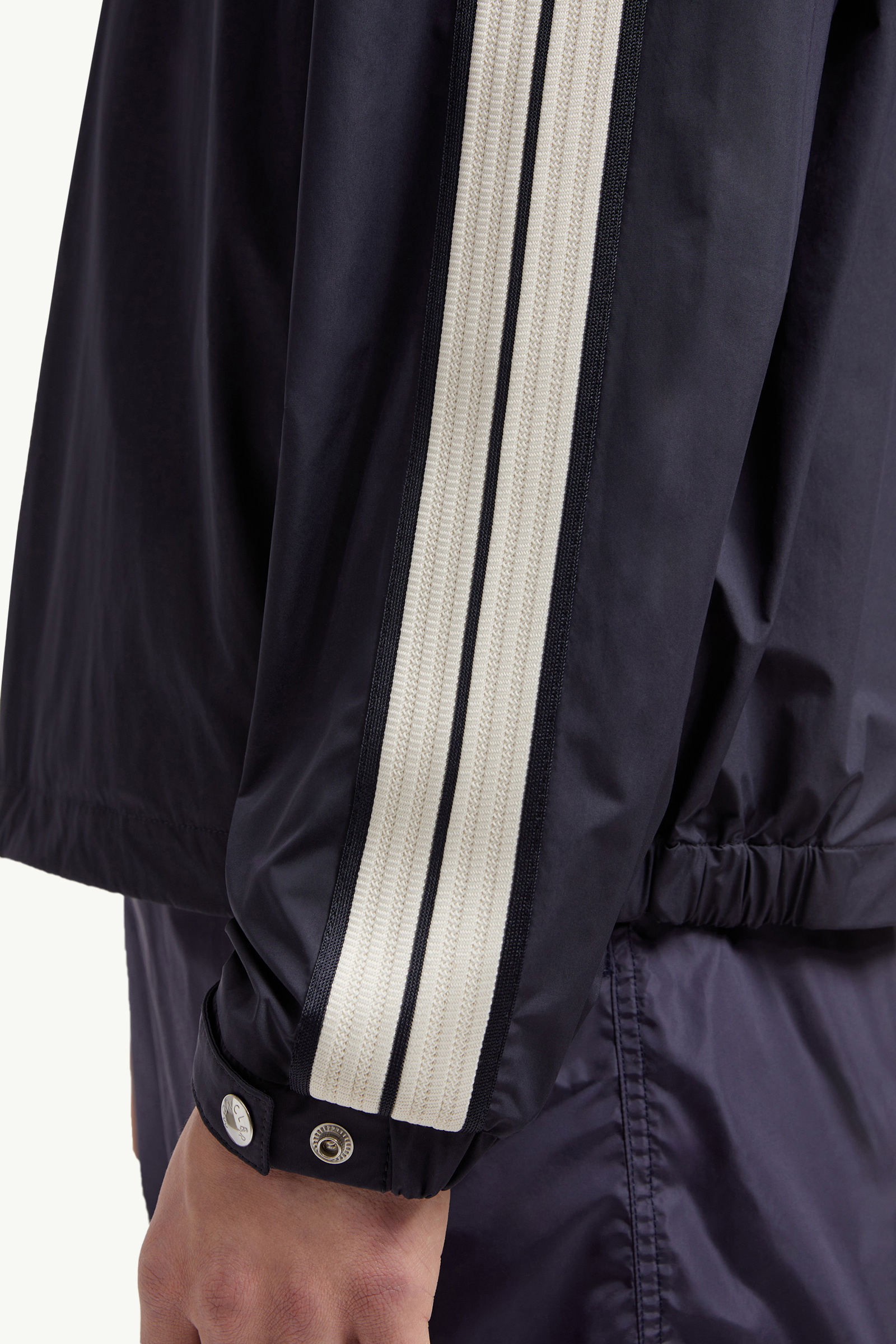 Olan Hooded Jacket Men Dark Blue Moncler 5