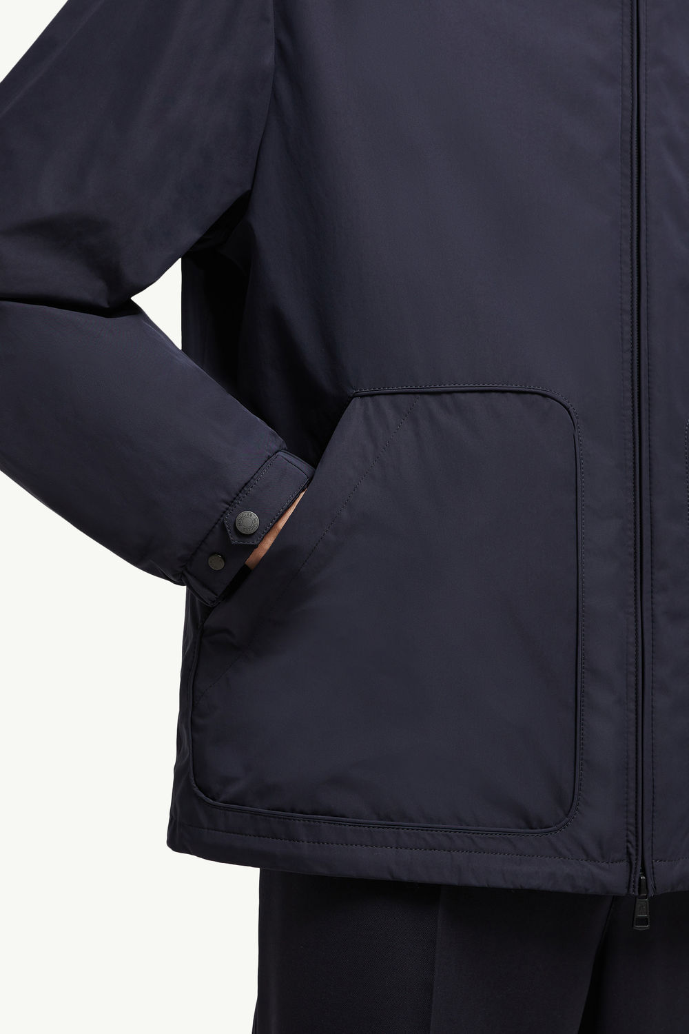 Bouisse Hooded Windbreaker Men Navy Blue Moncler 6