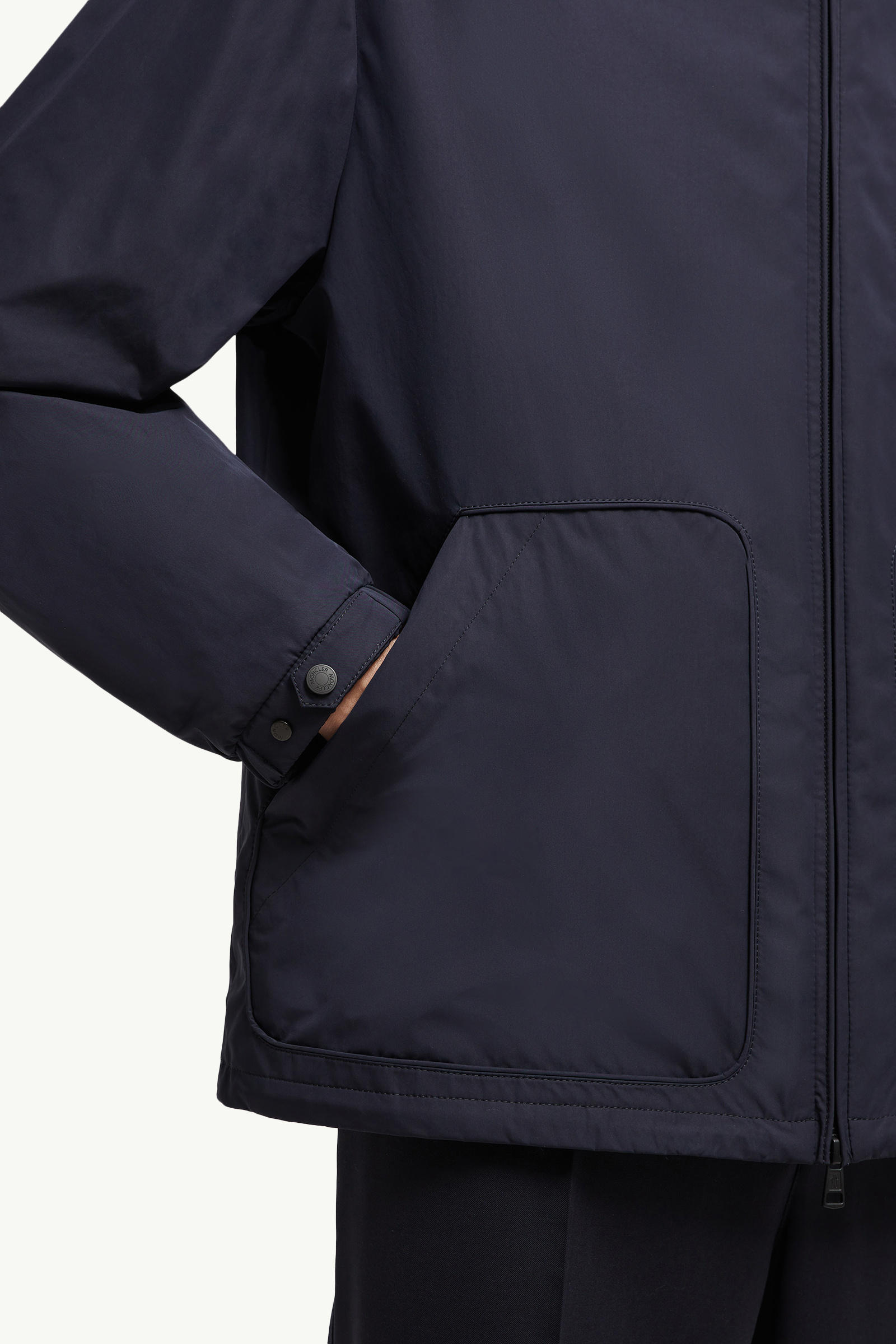 Bouisse Hooded Windbreaker Men Navy Blue Moncler 6
