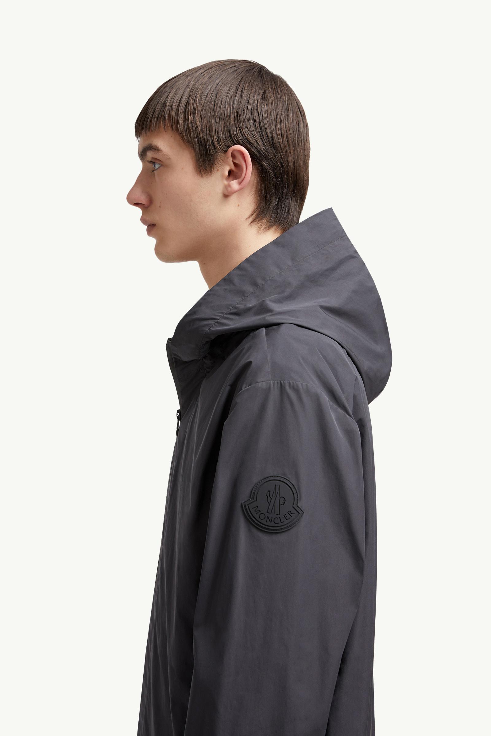 ⭐️美品　MONCLER / CARLES カルレス　フーデッド パーカ　ネイビー 楽天市場】【MONCLER/モンクレール/CARLES GIUBBOTTO/カルレス
